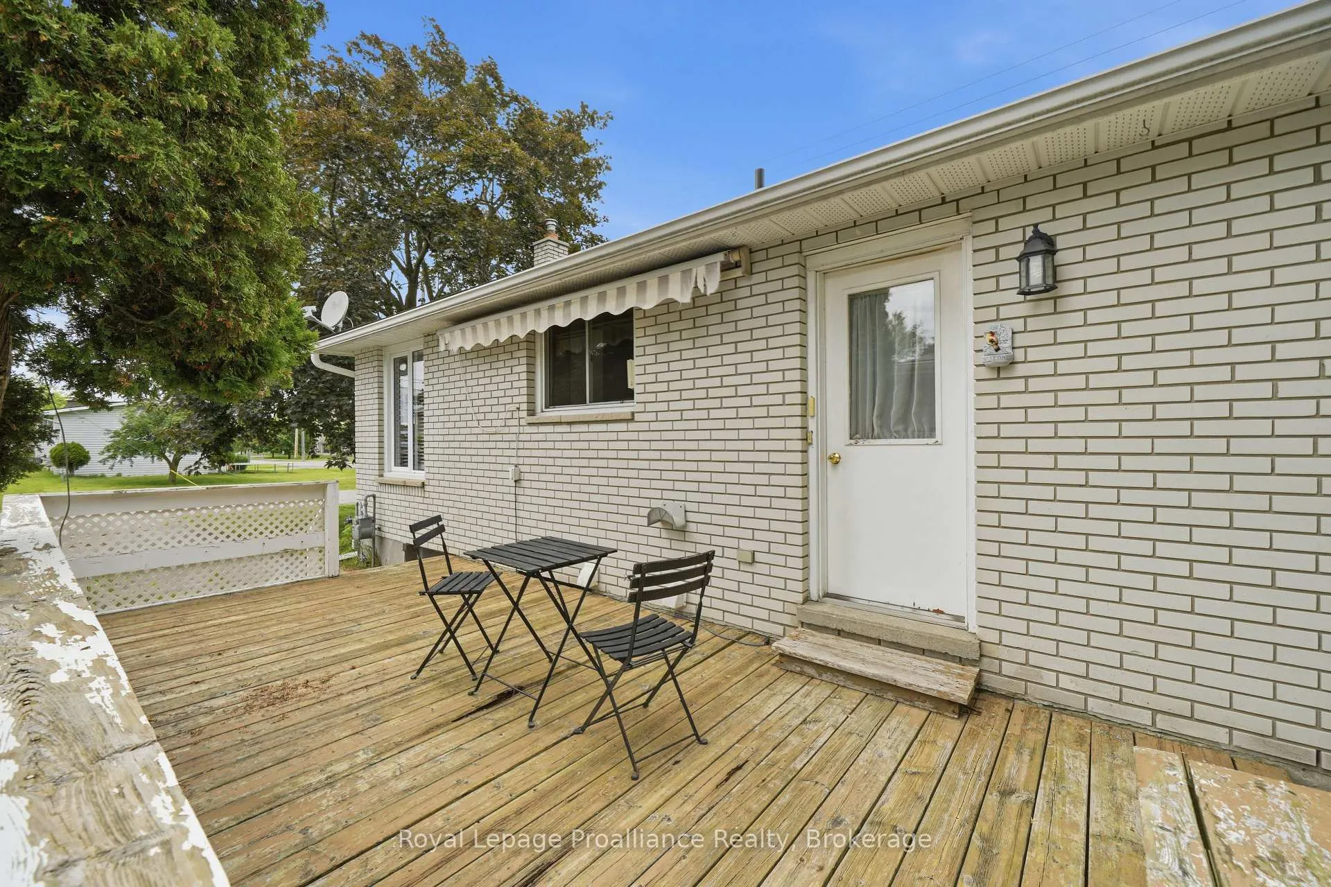 Photo 18 of 31 Downes Avenue, Prince Edward County, Picton Ward — HOMEH