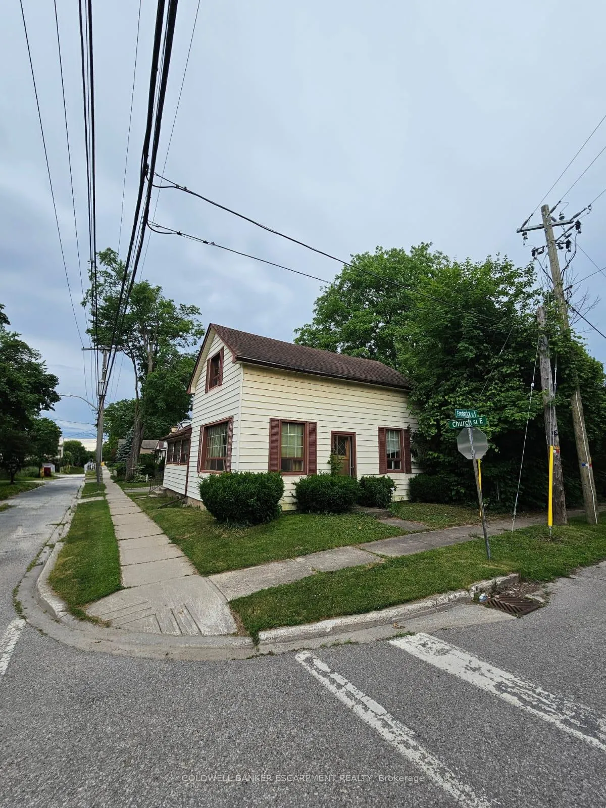 Photo 1 of 99 Church Street E, Halton Hills, Acton — HOMEH