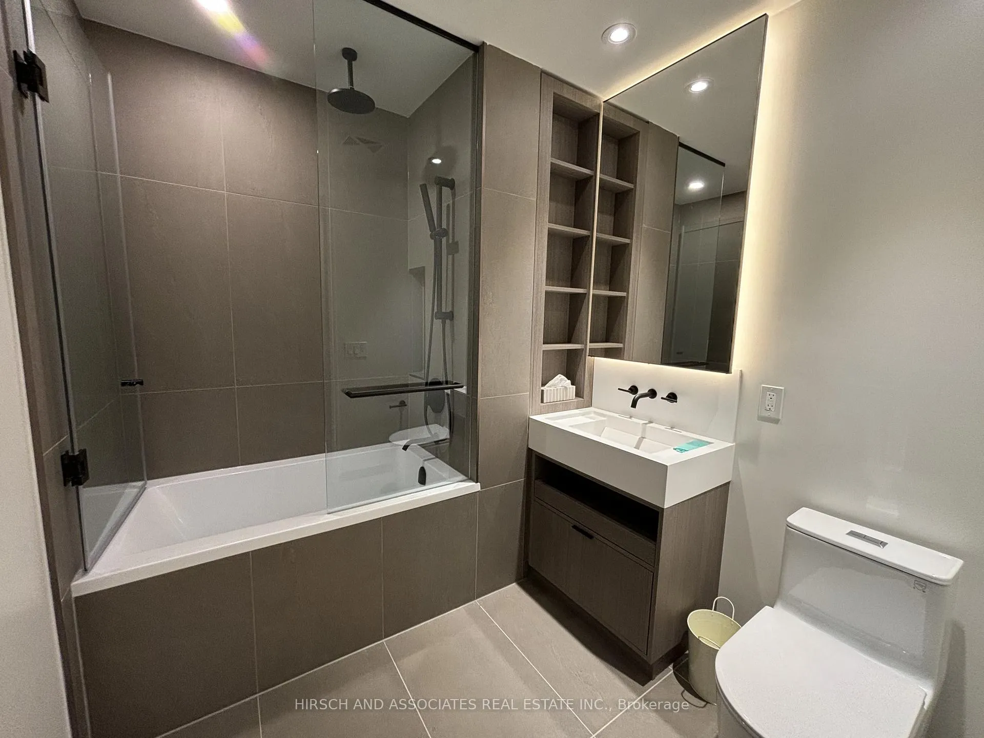 Photo 13 of Unit 2107, 55 Charles Street E, Toronto, Church-Yonge Corridor — HOMEH