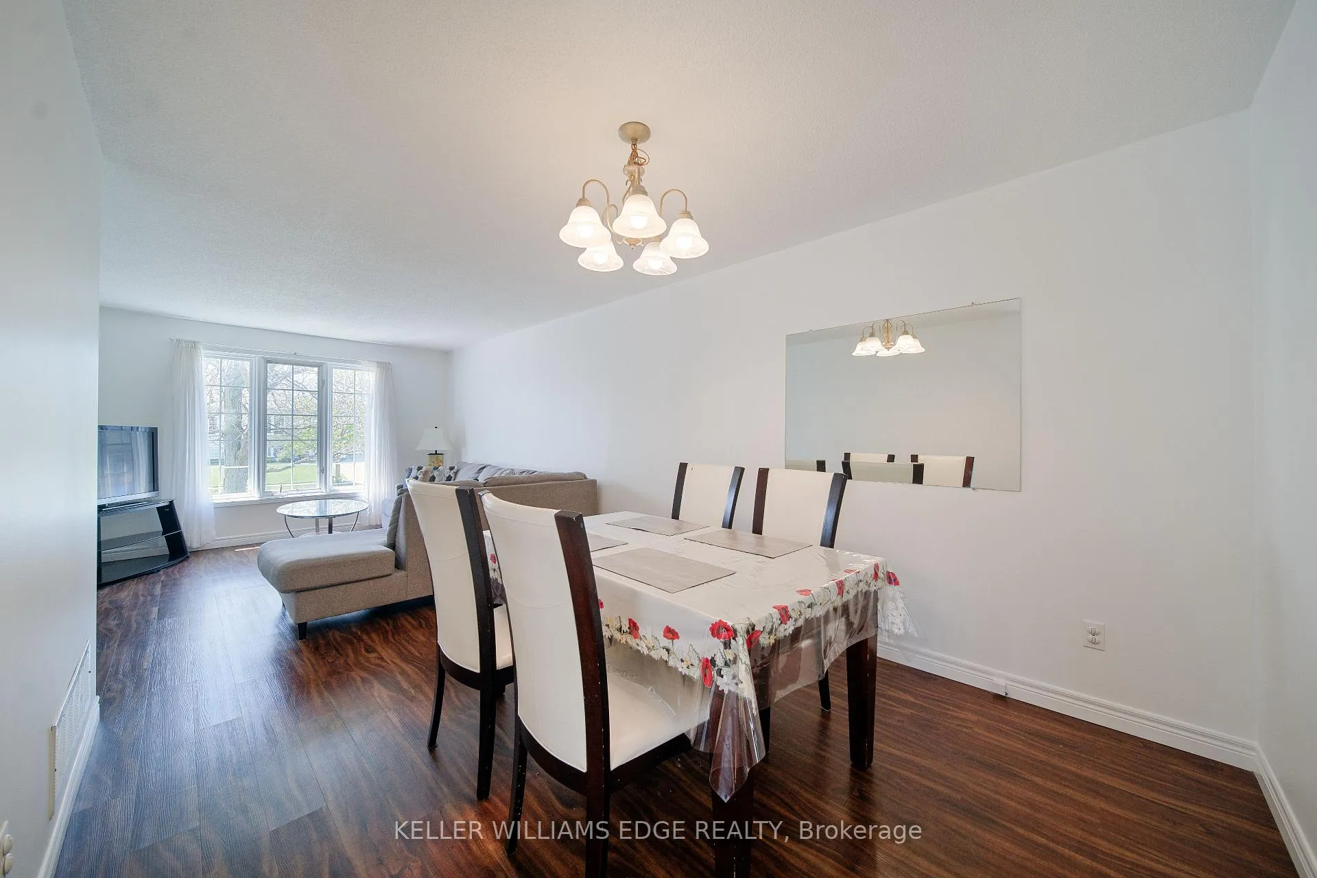 Photo 13 of 4913 Adam Court, Lincoln, Beamsville — HOMEH
