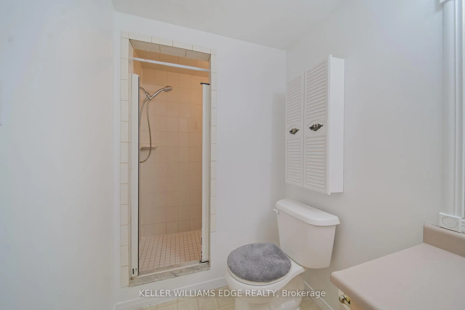 Photo 31 of 4913 Adam Court, Lincoln, Beamsville — HOMEH