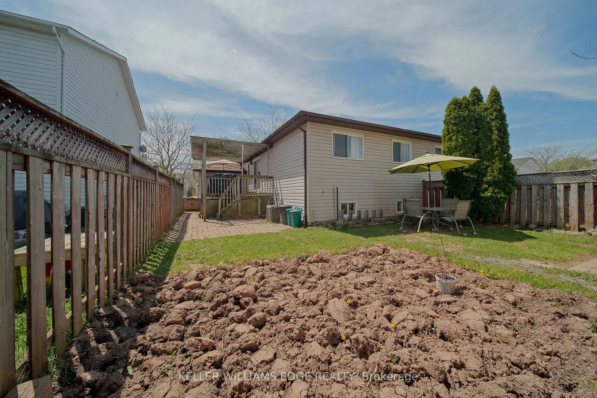 Photo 37 of 4913 Adam Court, Lincoln, Beamsville — HOMEH
