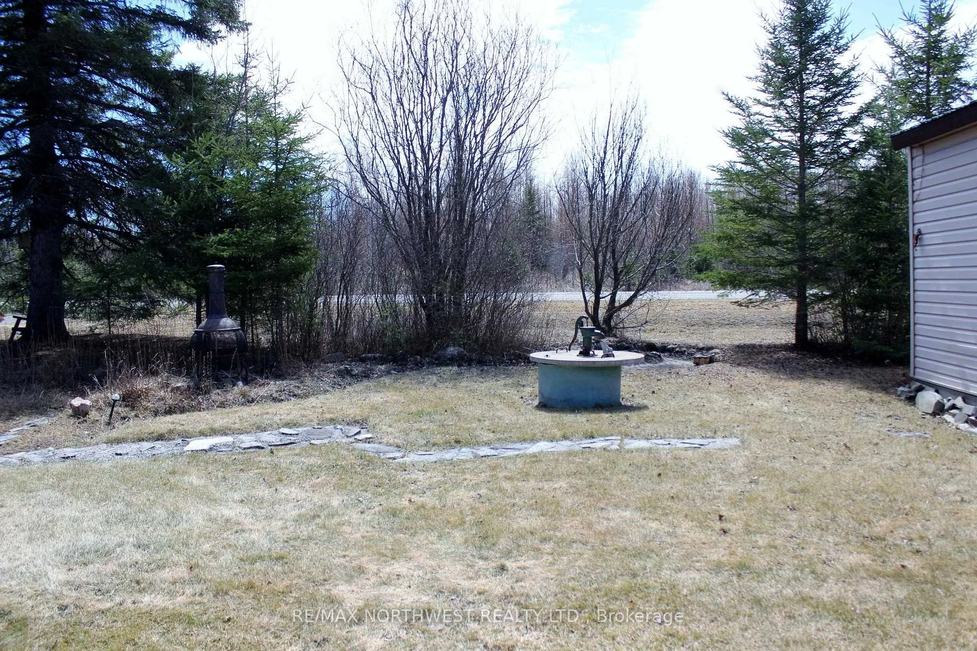 Photo 11 of SE 1/4 S8 Johnson Rd, Rainy River Remote Area — HOMEH
