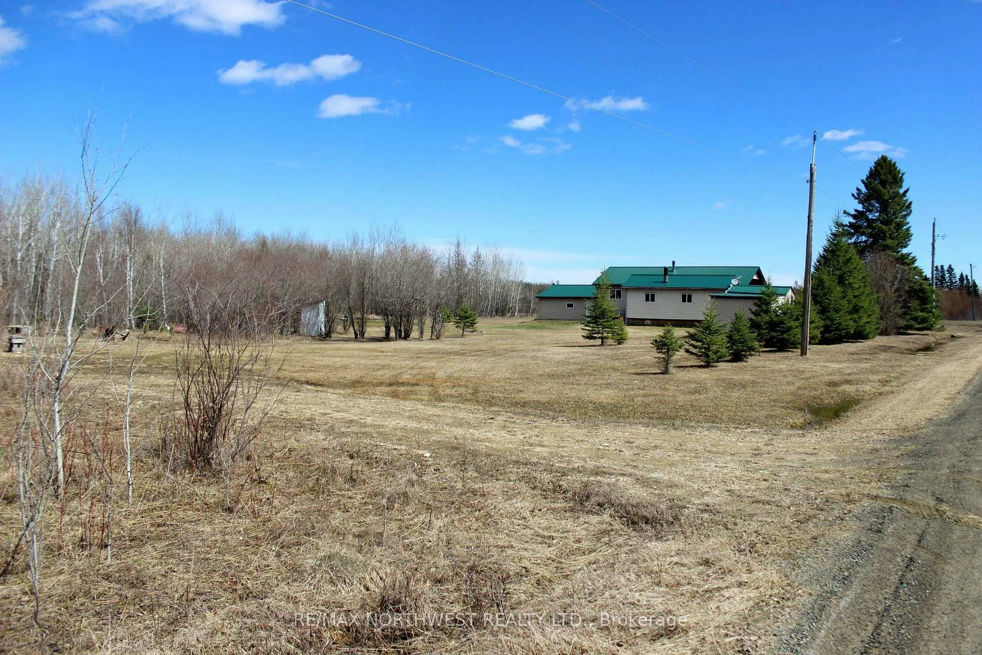 Photo 12 of SE 1/4 S8 Johnson Rd, Rainy River Remote Area — HOMEH
