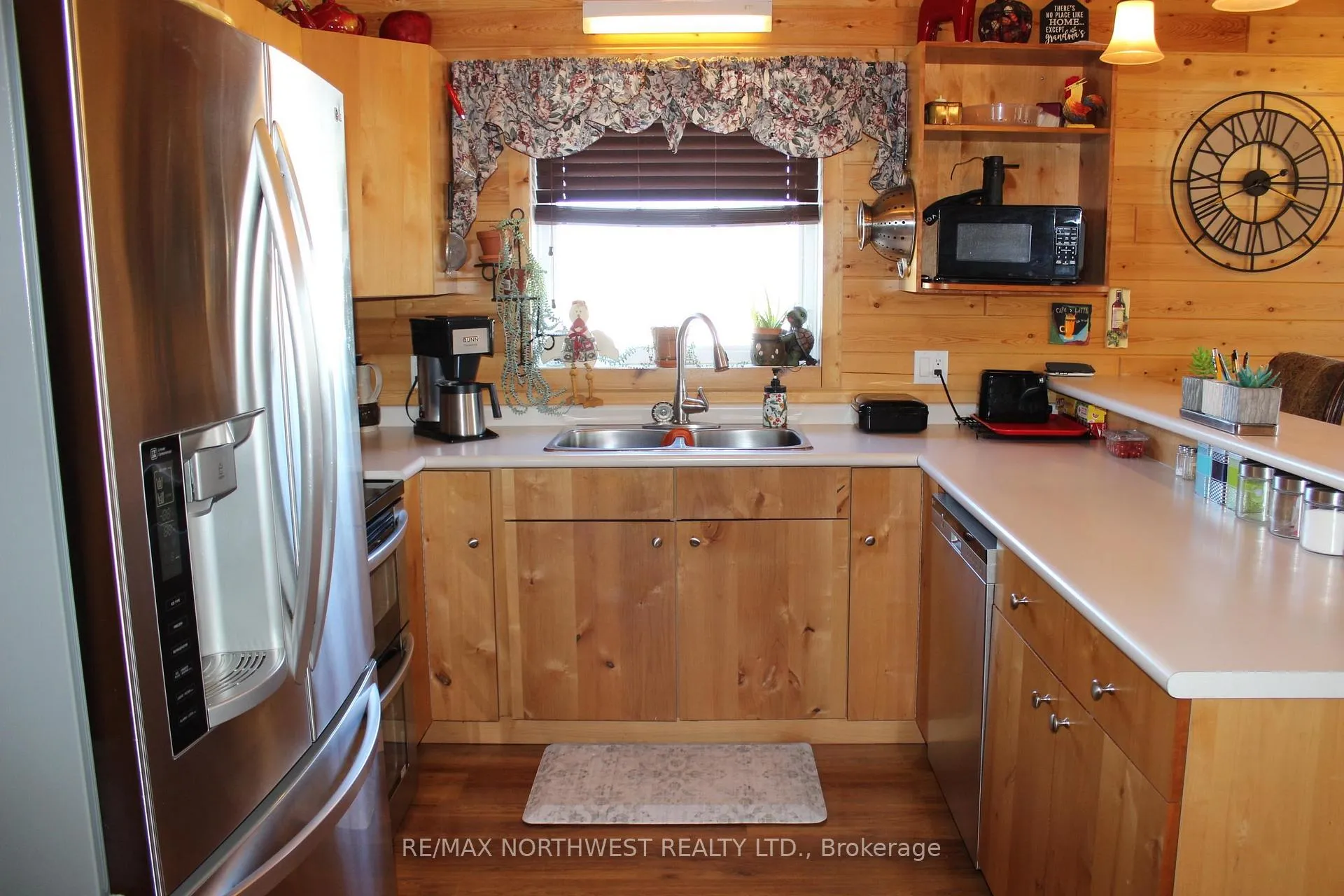 Photo 17 of SE 1/4 S8 Johnson Rd, Rainy River Remote Area — HOMEH