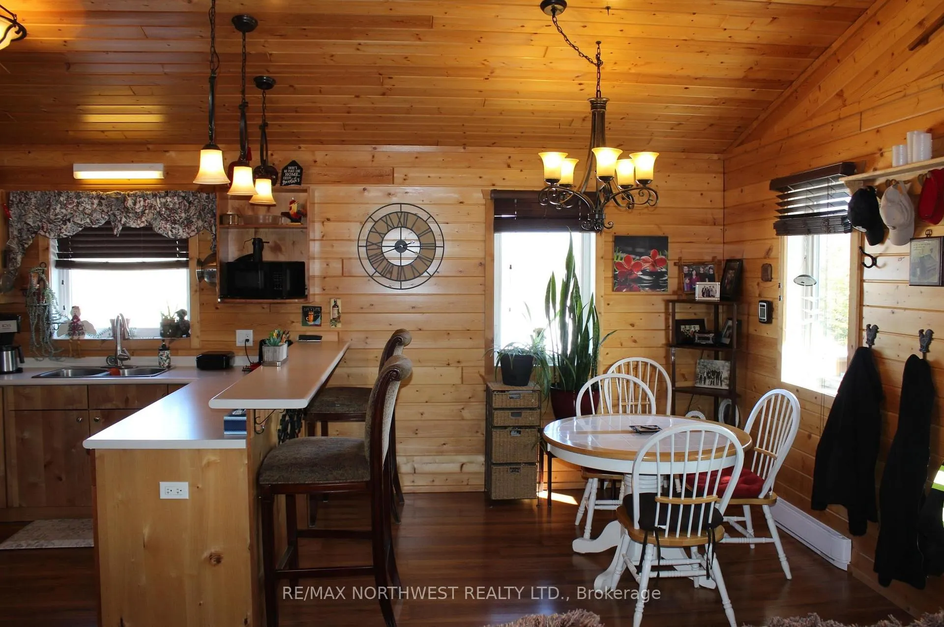 Photo 21 of SE 1/4 S8 Johnson Rd, Rainy River Remote Area — HOMEH