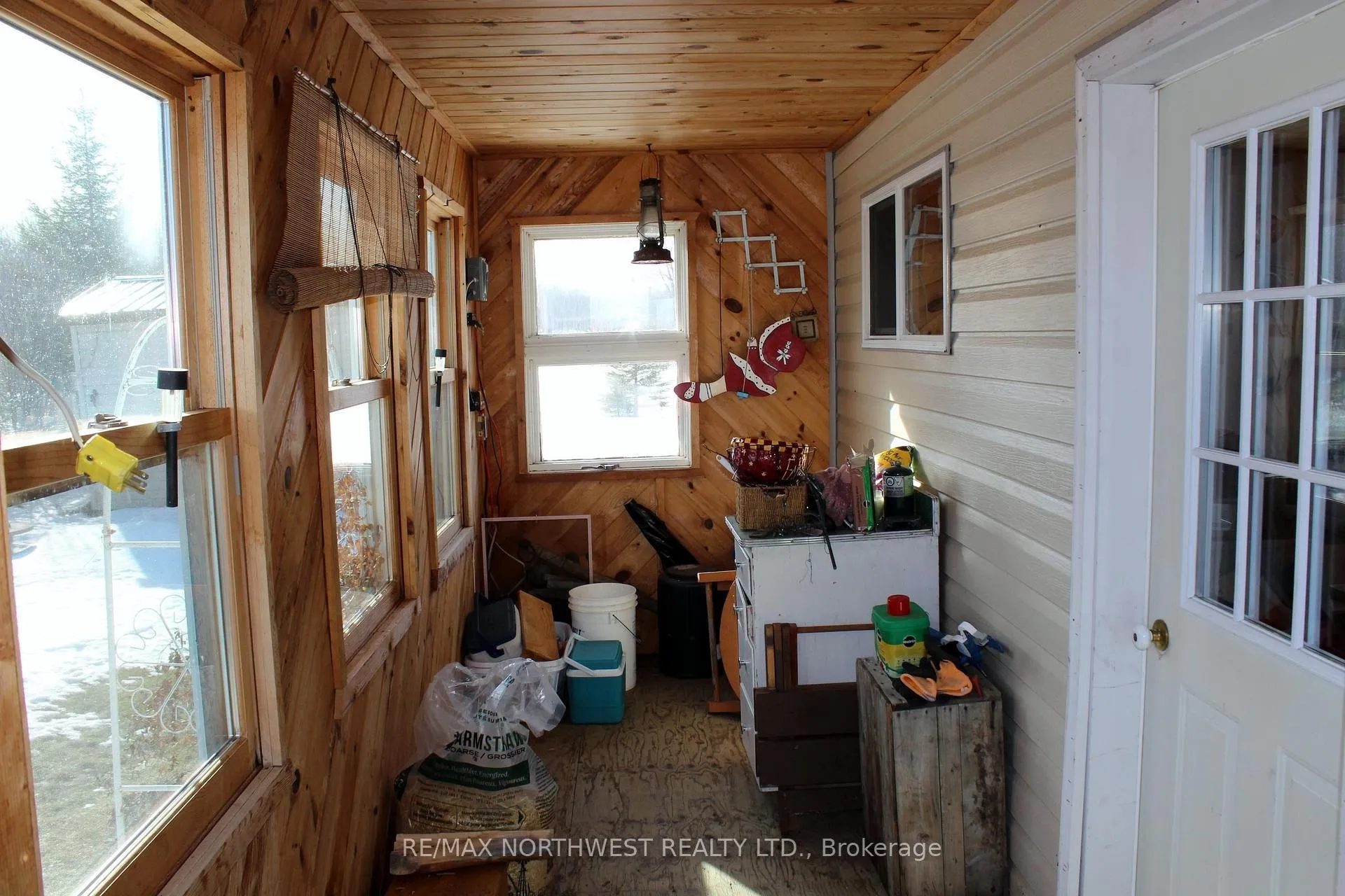 Photo 38 of SE 1/4 S8 Johnson Rd, Rainy River Remote Area — HOMEH