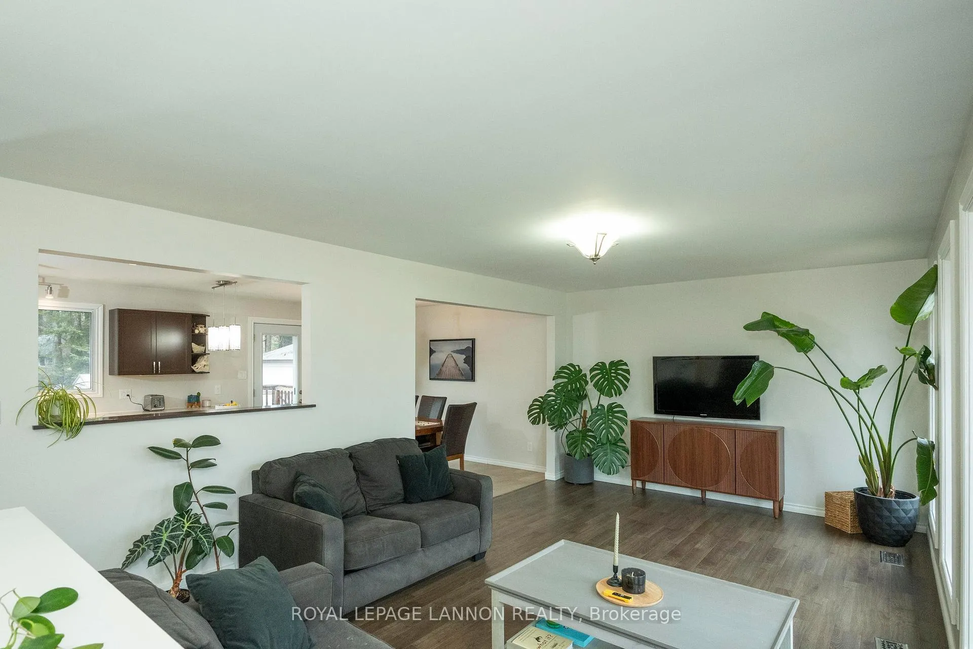 Photo 13 of 526 Ryerson Place, Thunder Bay, College Park — HOMEH