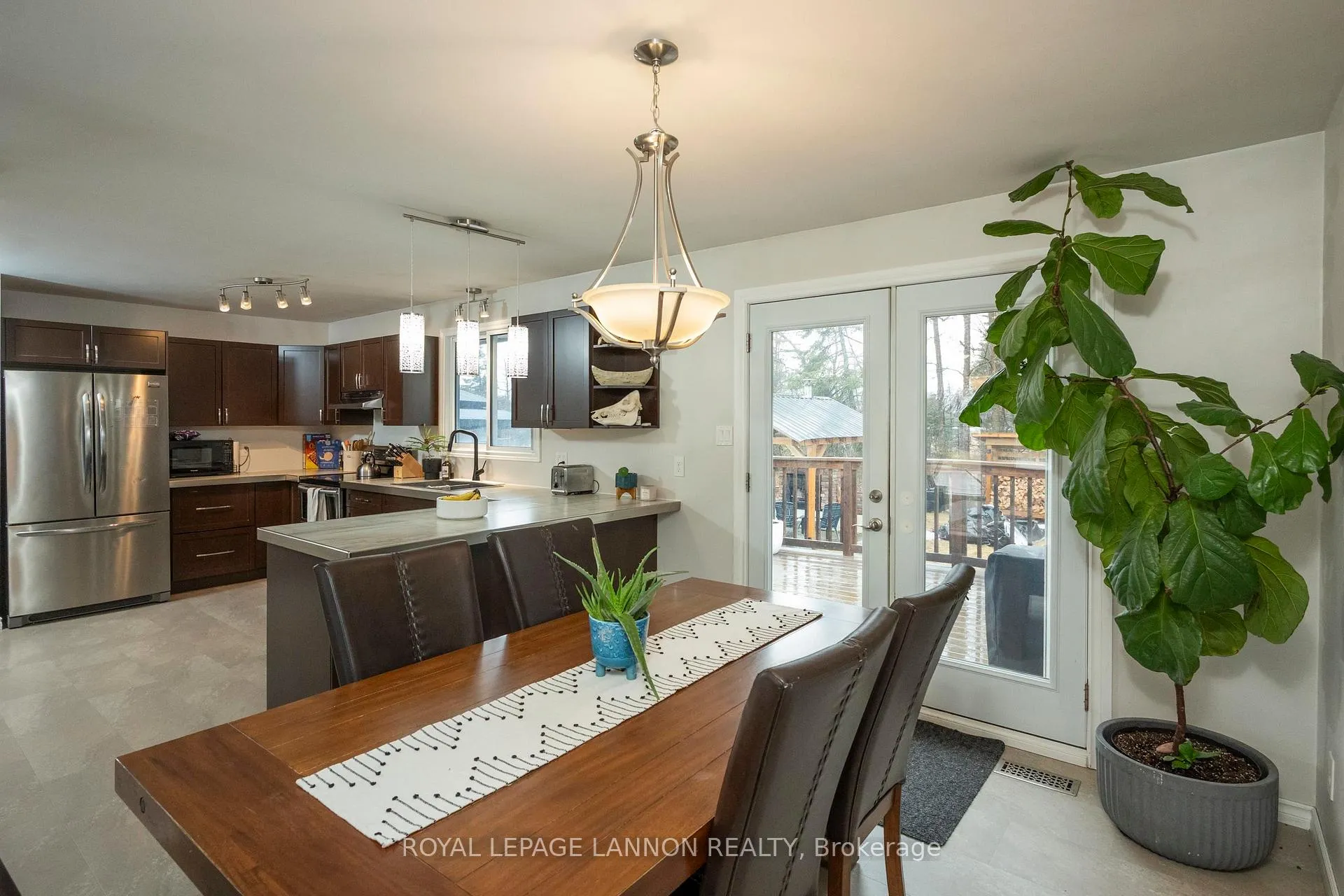 Photo 17 of 526 Ryerson Place, Thunder Bay, College Park — HOMEH