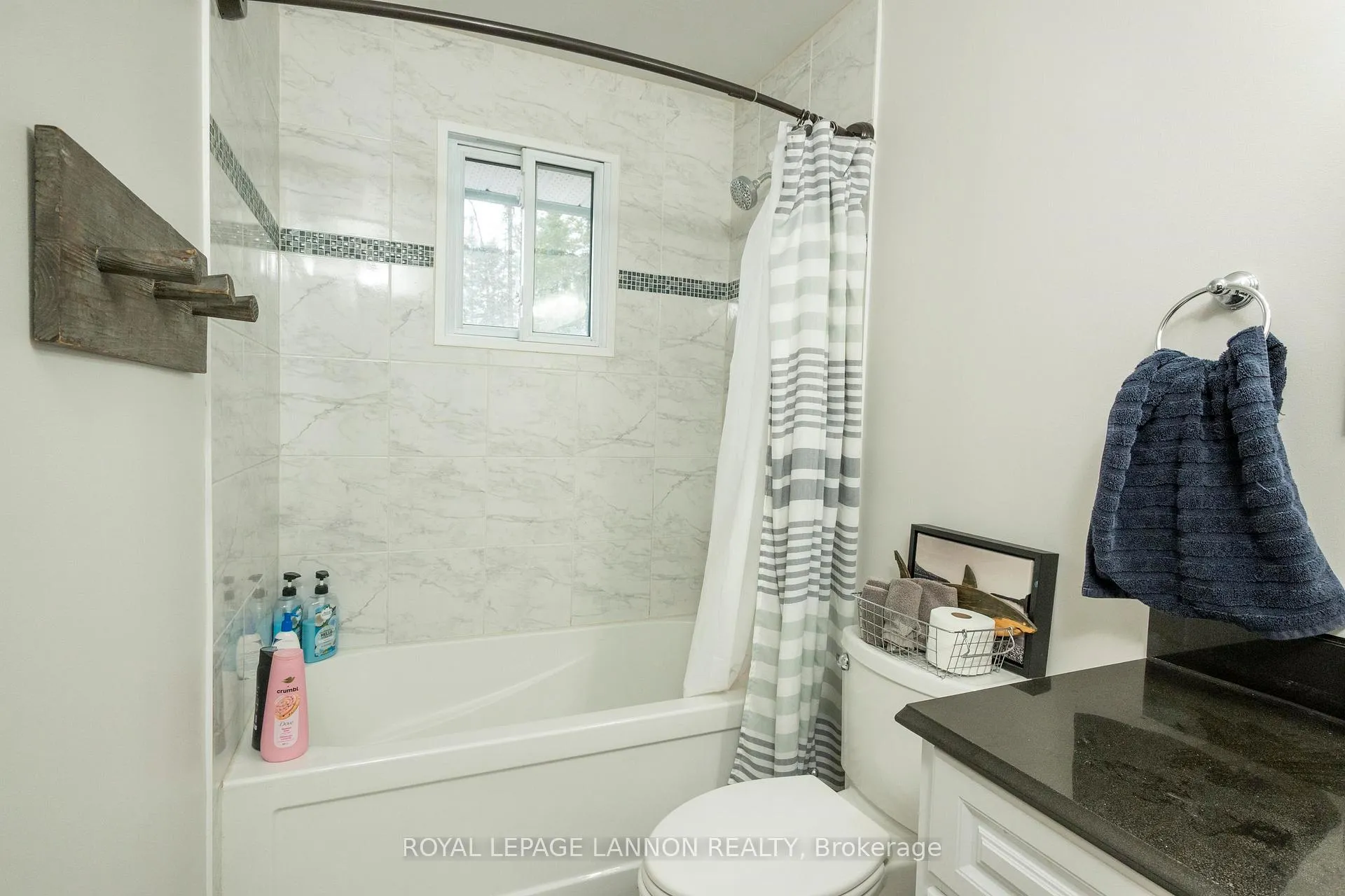 Photo 26 of 526 Ryerson Place, Thunder Bay, College Park — HOMEH