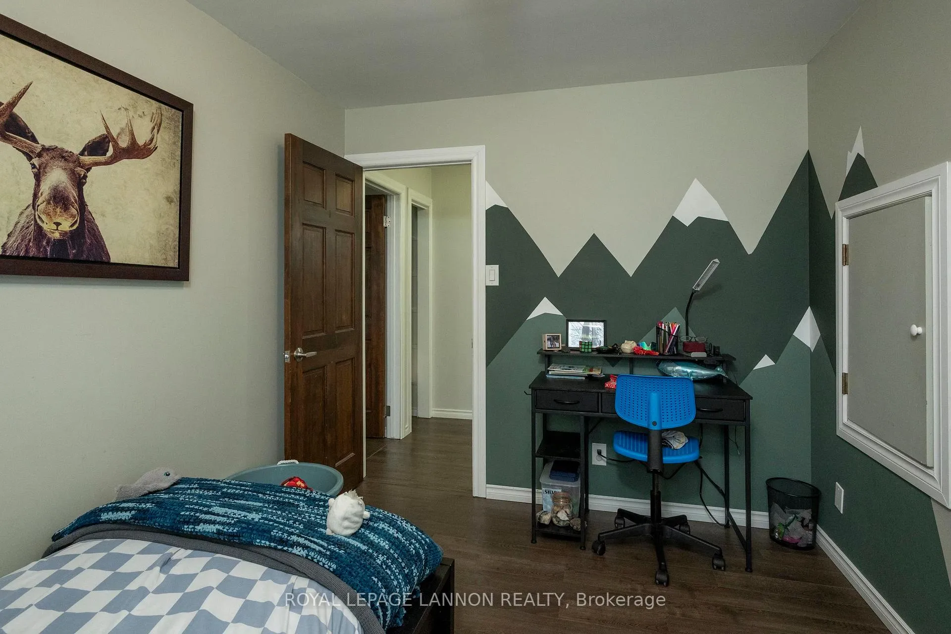 Photo 33 of 526 Ryerson Place, Thunder Bay, College Park — HOMEH