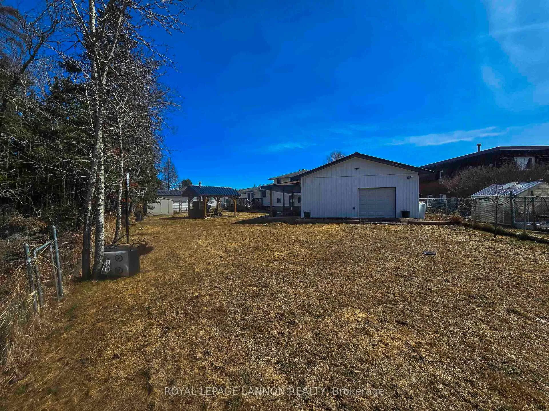 Photo 46 of 526 Ryerson Place, Thunder Bay, College Park — HOMEH