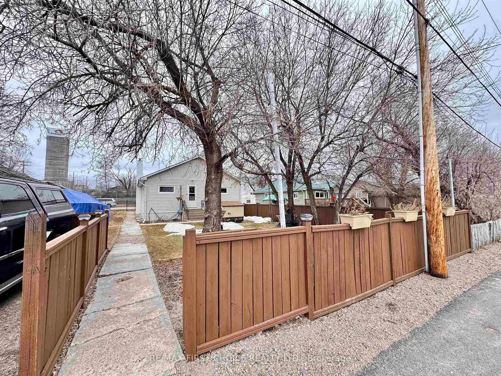 Photo 6 of 28 William Street, Red Lake — HOMEH
