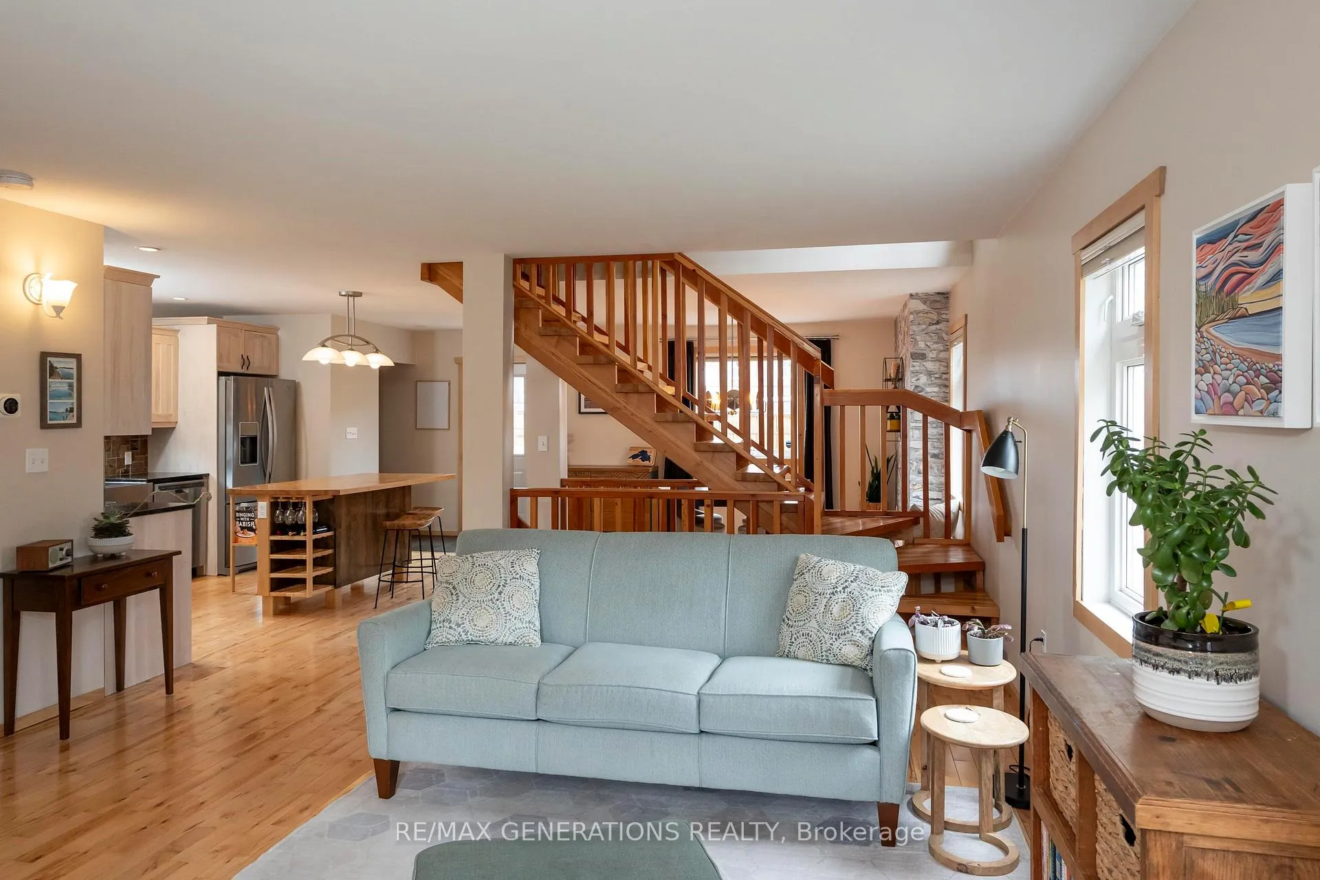 Photo 9 of 286 Van Horne Street, Thunder Bay, Court / Cumberland — HOMEH