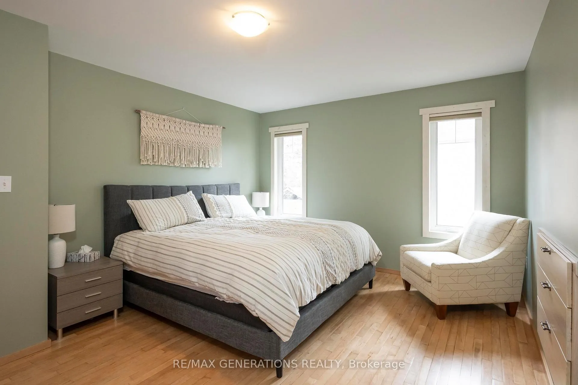Photo 12 of 286 Van Horne Street, Thunder Bay, Court / Cumberland — HOMEH