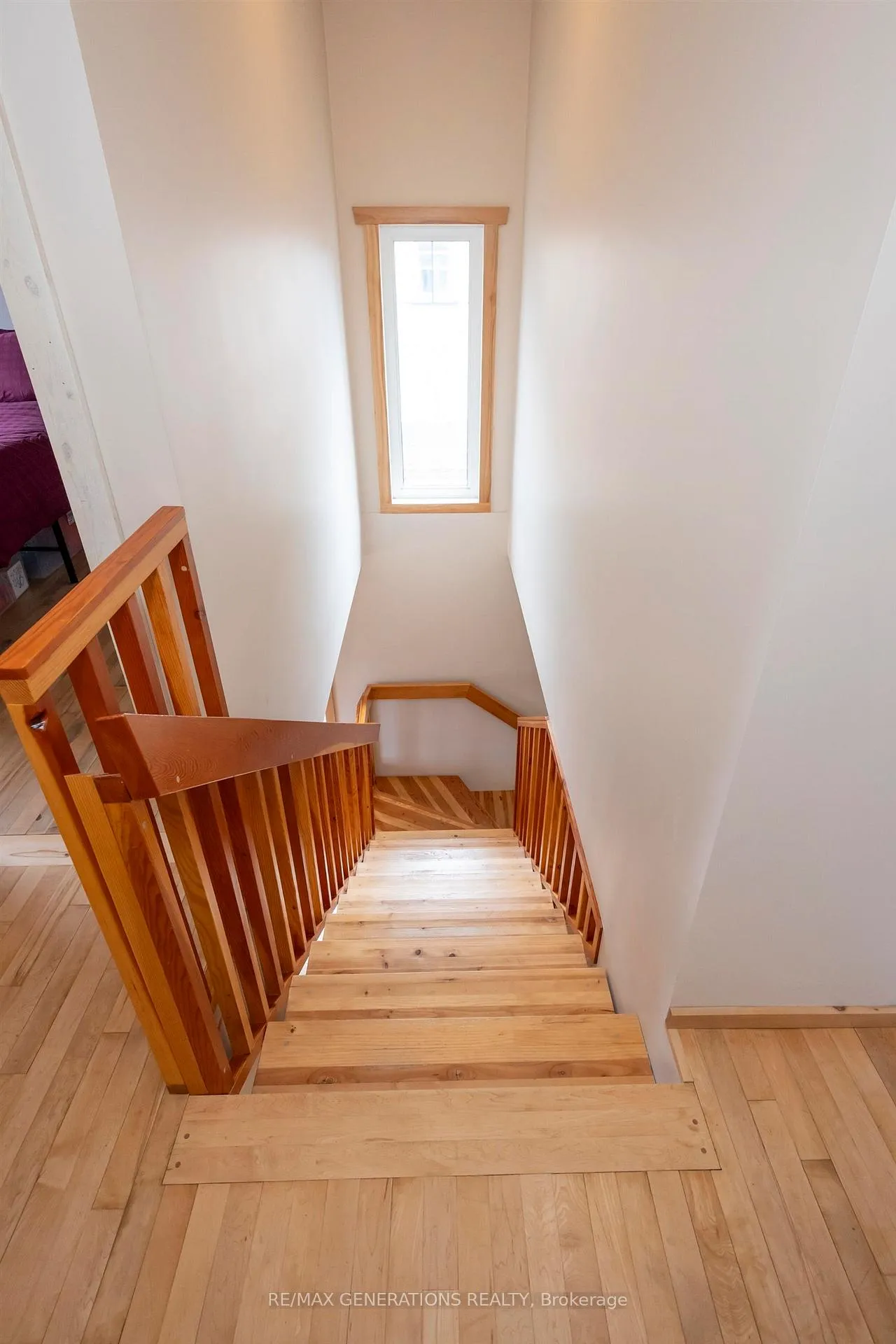 Photo 33 of 286 Van Horne Street, Thunder Bay, Court / Cumberland — HOMEH