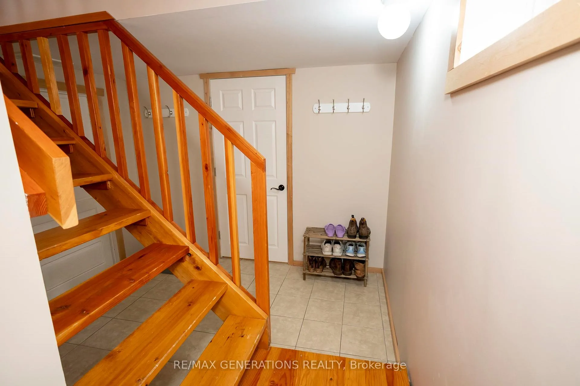 Photo 34 of 286 Van Horne Street, Thunder Bay, Court / Cumberland — HOMEH