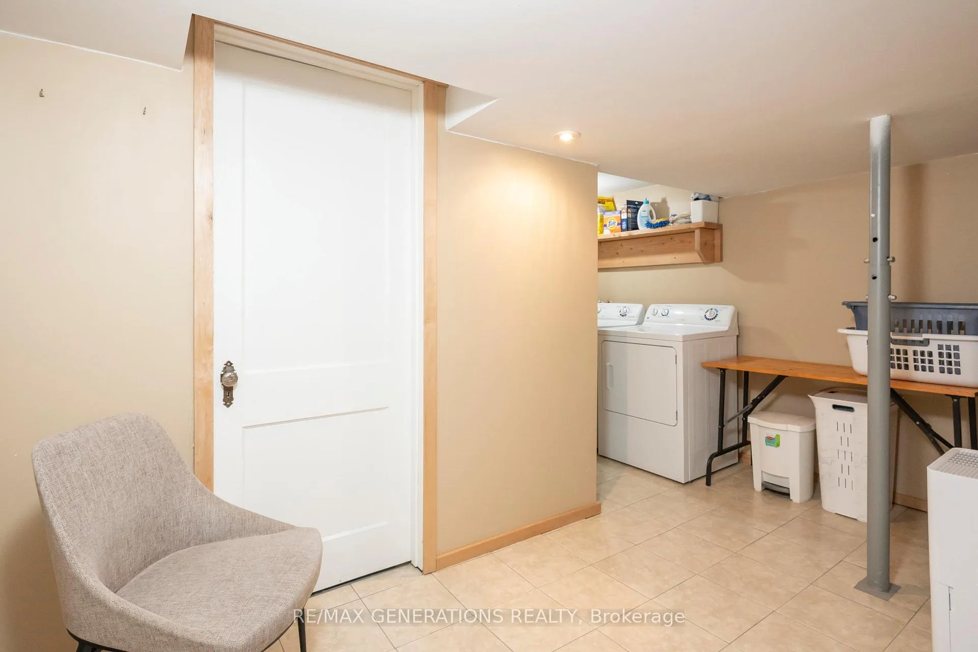 Photo 37 of 286 Van Horne Street, Thunder Bay, Court / Cumberland — HOMEH