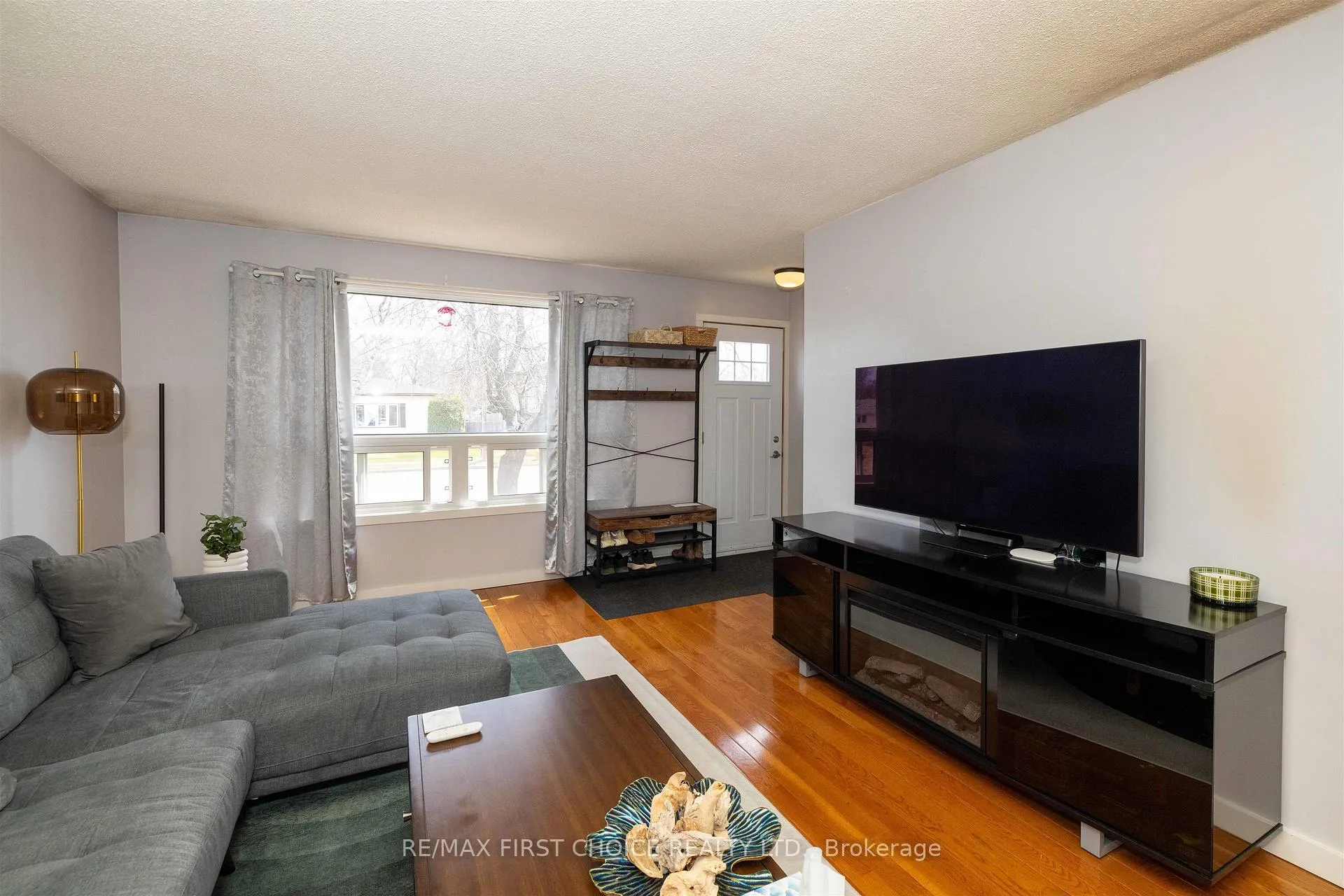 Photo 11 of 294 Algonquin Avenue S, Thunder Bay, Forest Park — HOMEH
