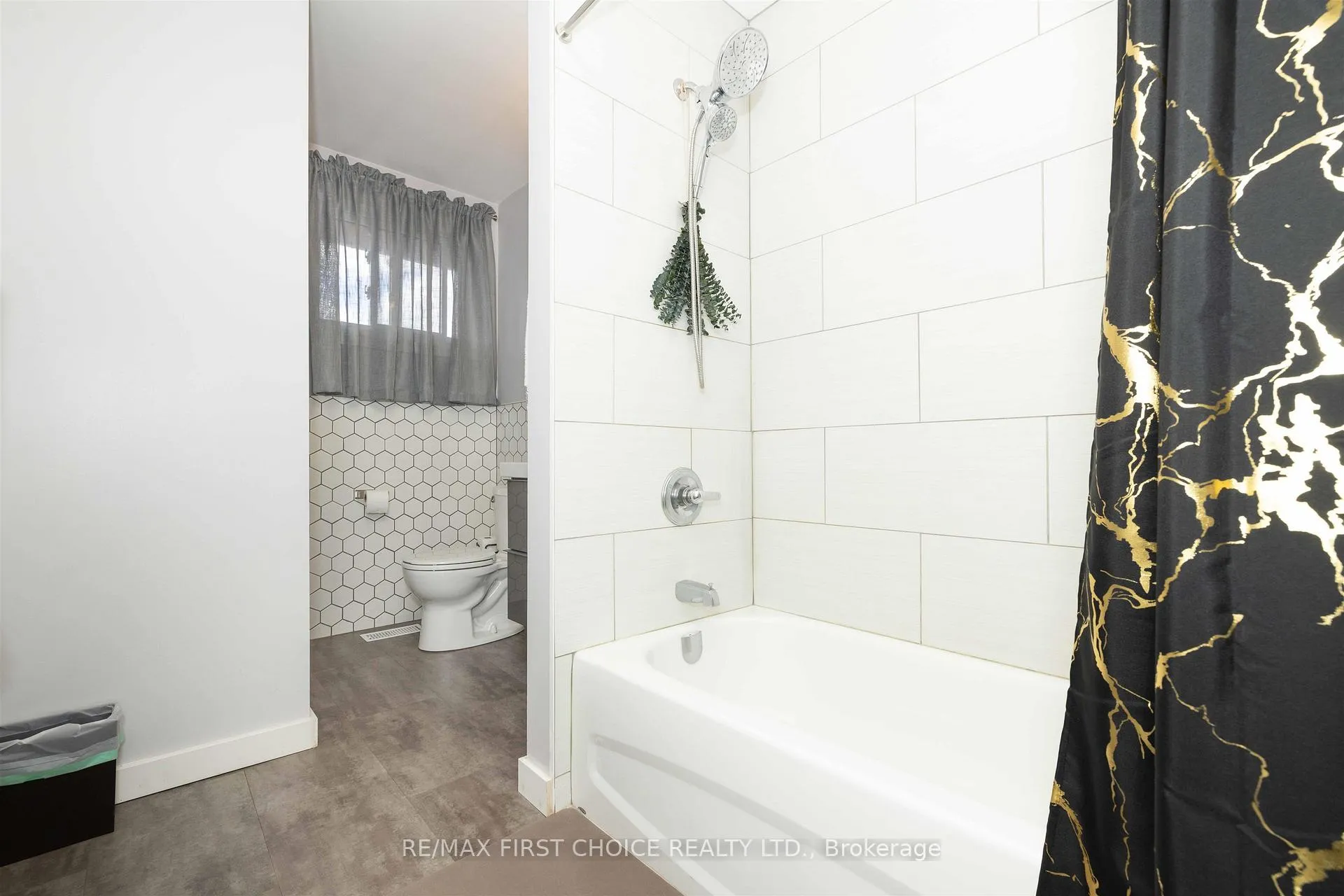 Photo 15 of 294 Algonquin Avenue S, Thunder Bay, Forest Park — HOMEH