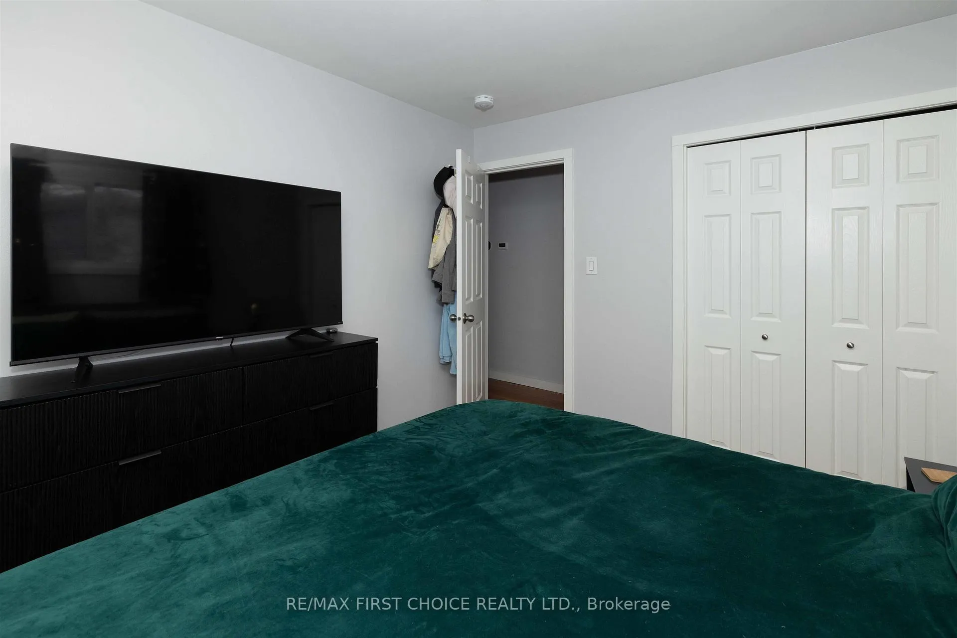 Photo 18 of 294 Algonquin Avenue S, Thunder Bay, Forest Park — HOMEH