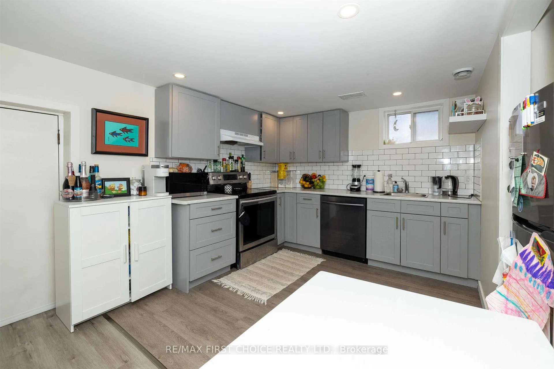 Photo 24 of 294 Algonquin Avenue S, Thunder Bay, Forest Park — HOMEH