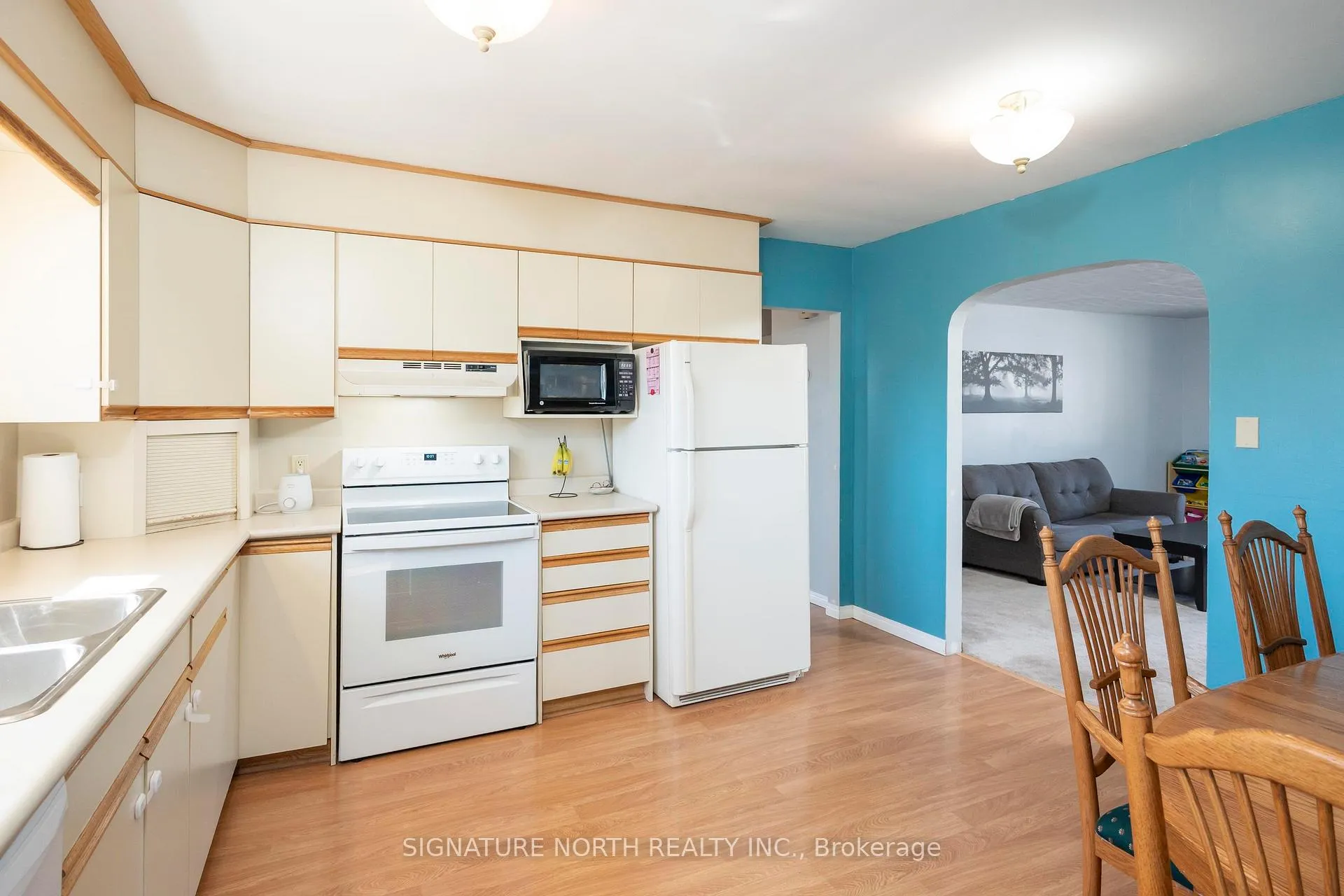 Photo 20 of 752 Leslie Avenue, Thunder Bay, Current River — HOMEH