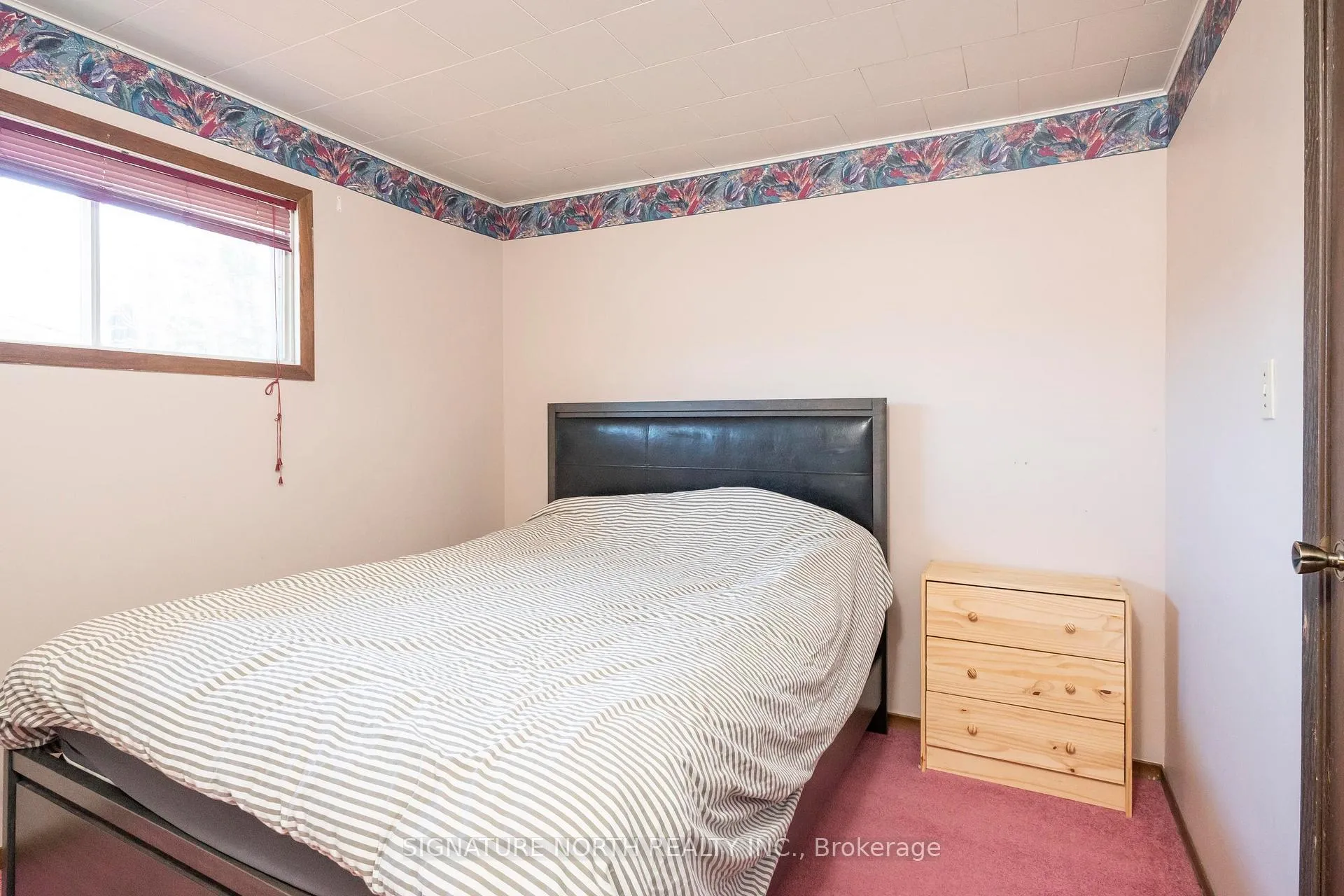 Photo 34 of 752 Leslie Avenue, Thunder Bay, Current River — HOMEH