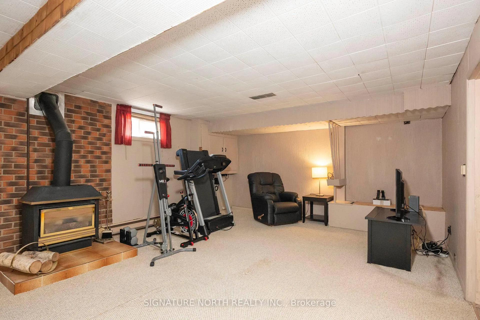 Photo 36 of 752 Leslie Avenue, Thunder Bay, Current River — HOMEH