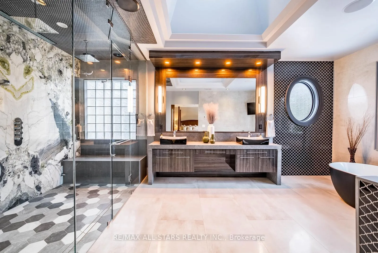 Photo 28 of 32 Wembley Avenue, Markham, Unionville — HOMEH
