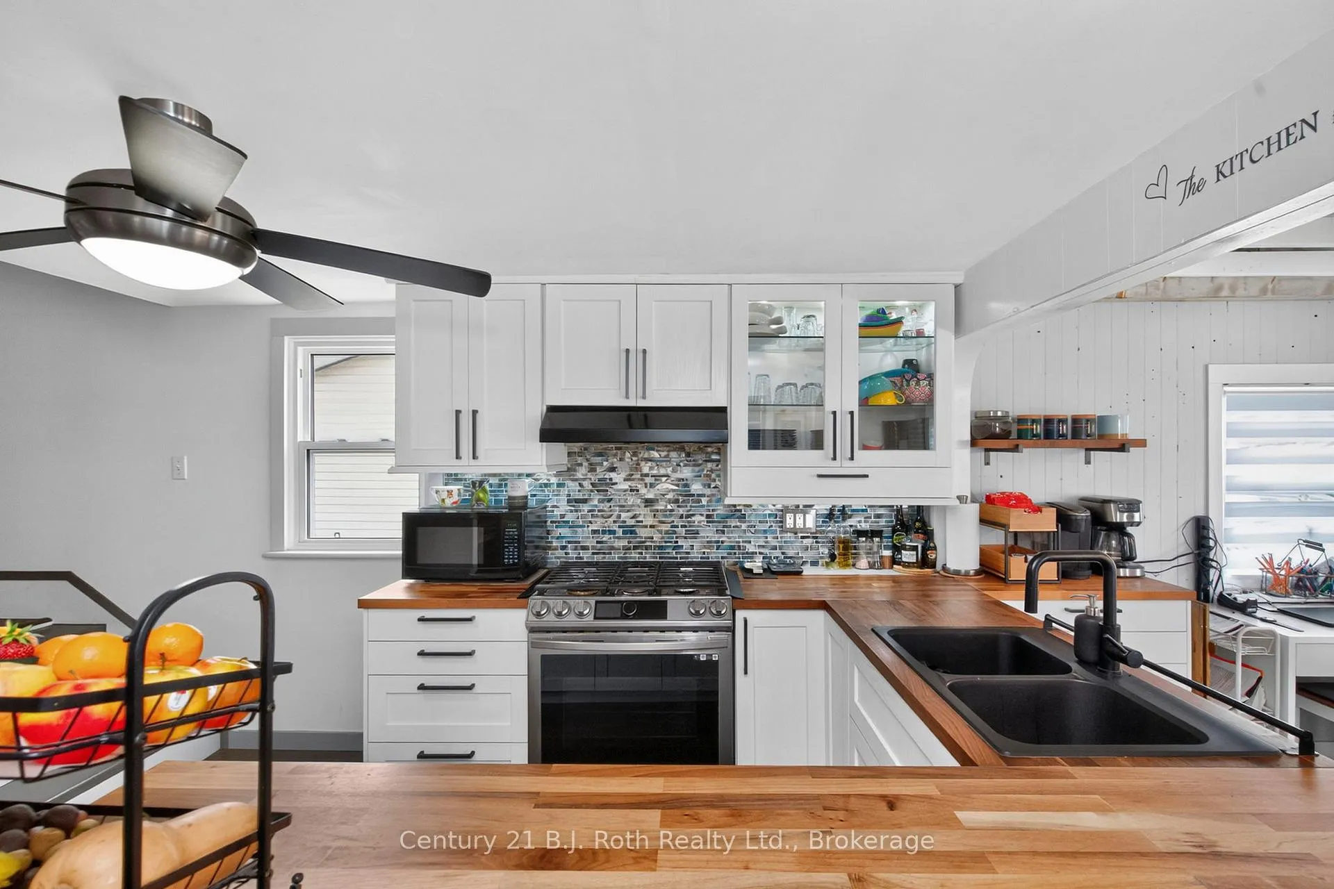 Photo 15 of 21 Maple Street, Tay, Victoria Harbour — HOMEH
