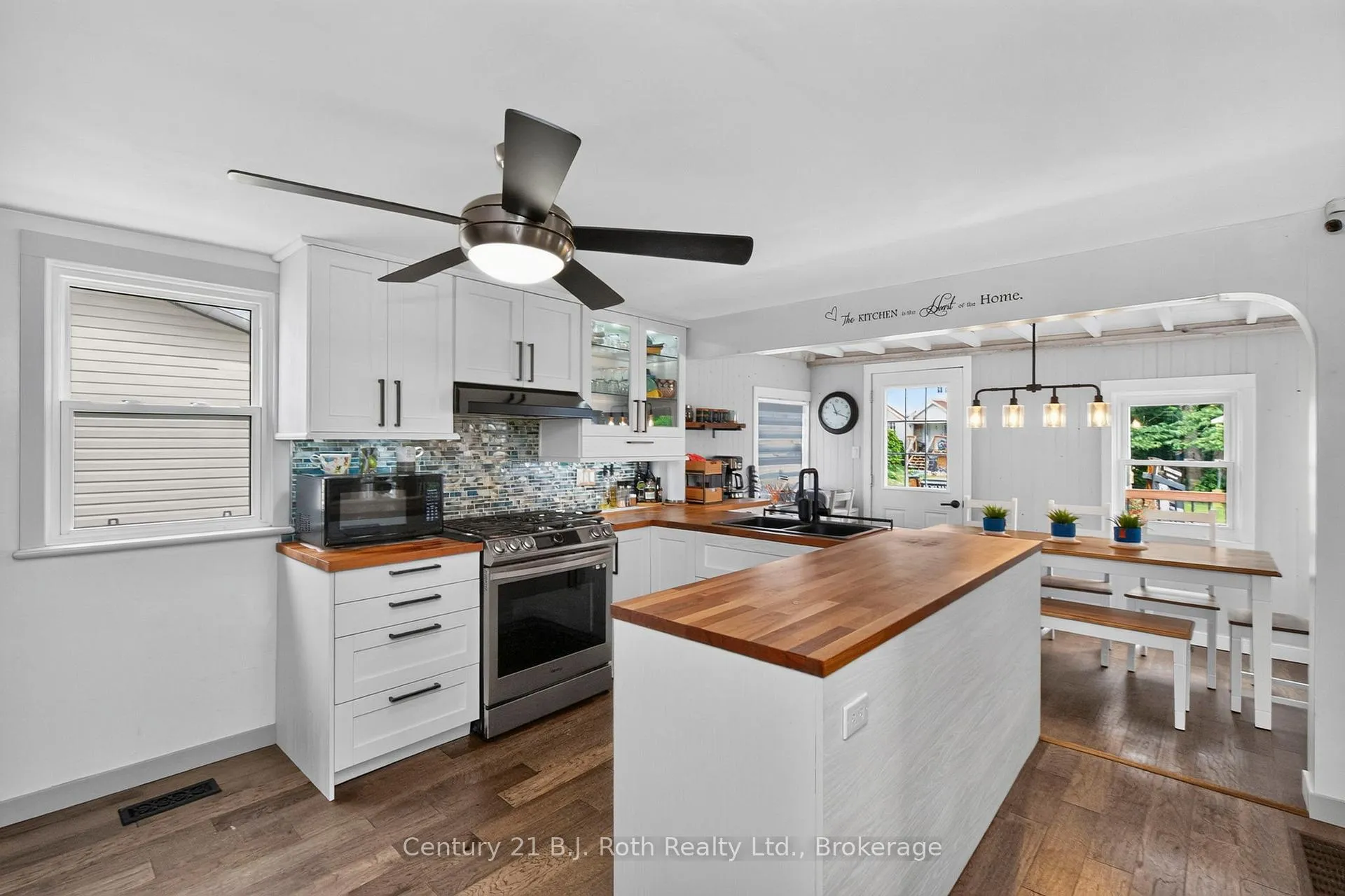 Photo 16 of 21 Maple Street, Tay, Victoria Harbour — HOMEH