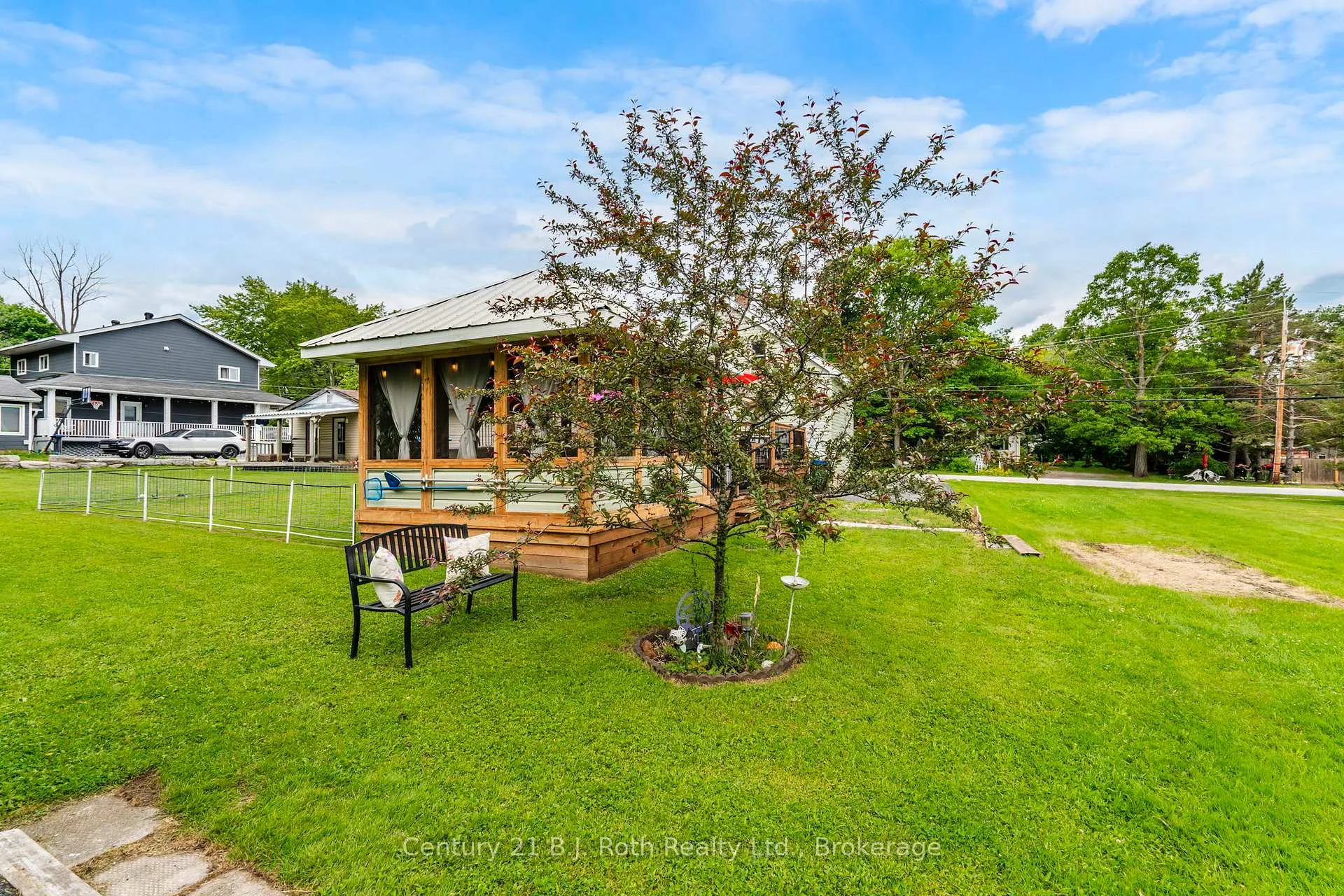 Photo 45 of 21 Maple Street, Tay, Victoria Harbour — HOMEH
