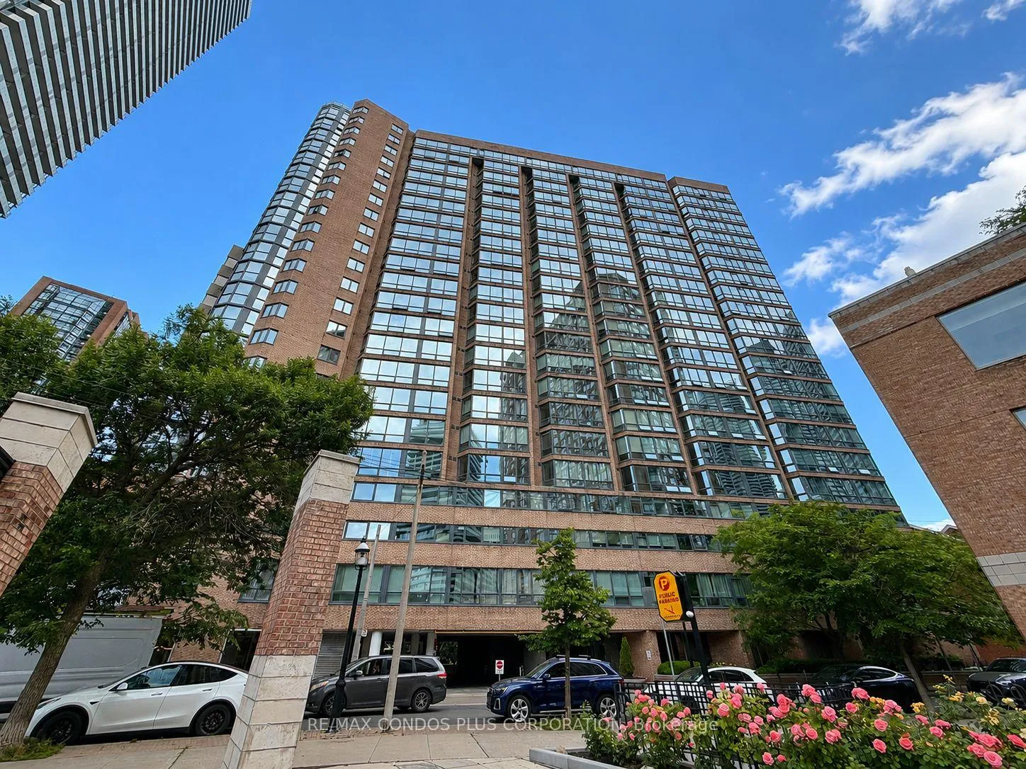 Photo 1 of Unit 508, 1055 Bay Street, Toronto, Bay Street Corridor — HOMEH