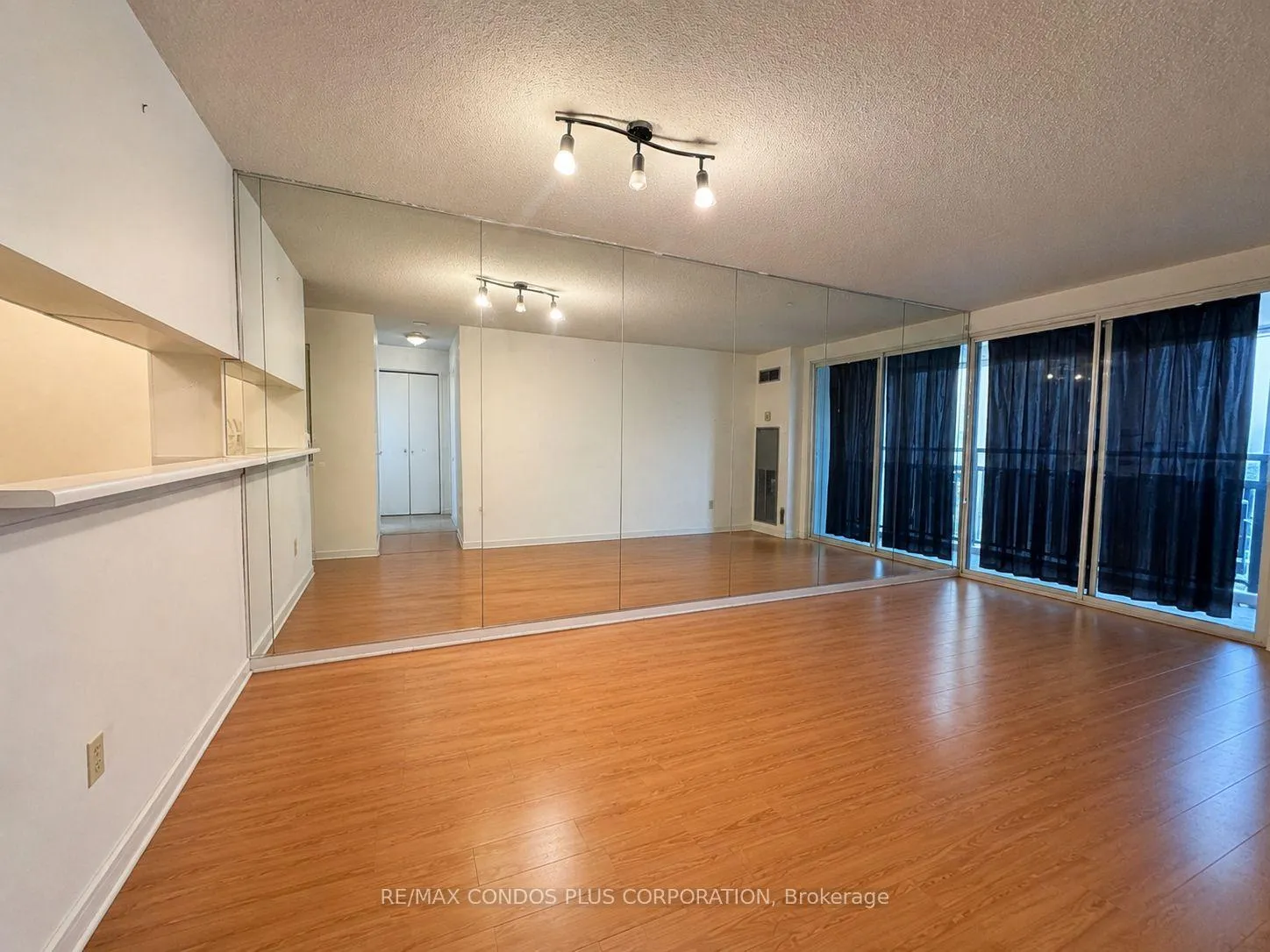 Photo 3 of Unit 508, 1055 Bay Street, Toronto, Bay Street Corridor — HOMEH