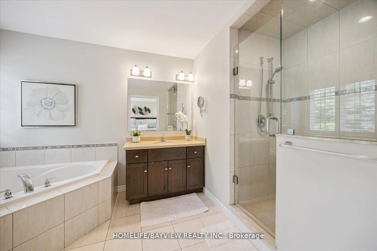 Photo 21 of Unit 4, 14 Reddington Drive, Caledon, Rural Caledon — HOMEH