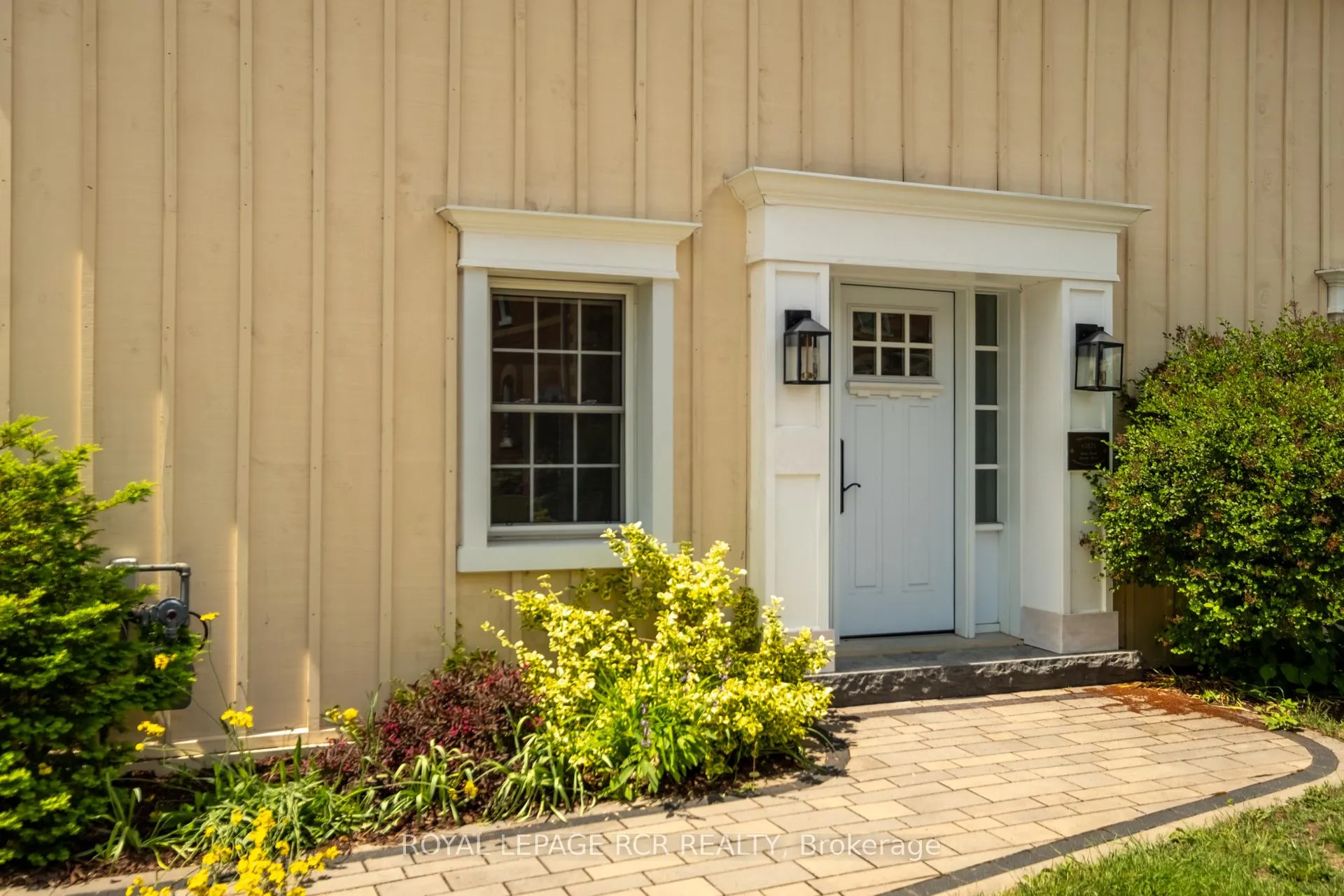 Photo 43 of 90 Mill Street, Orangeville — HOMEH