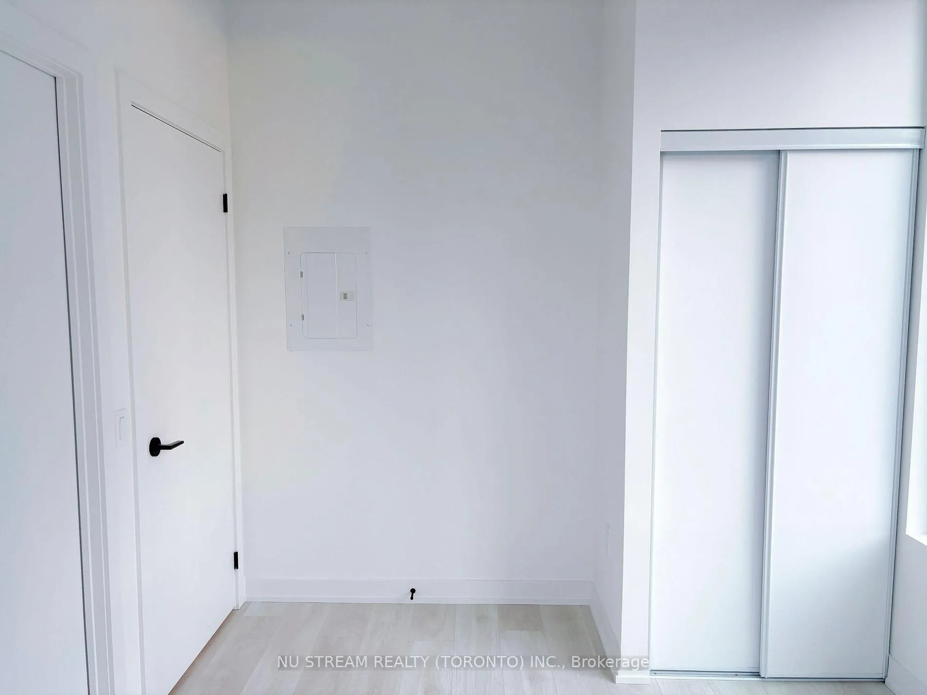 Photo 11 of Unit 3404, 117 Broadway Avenue, Toronto, Mount Pleasant West — HOMEH