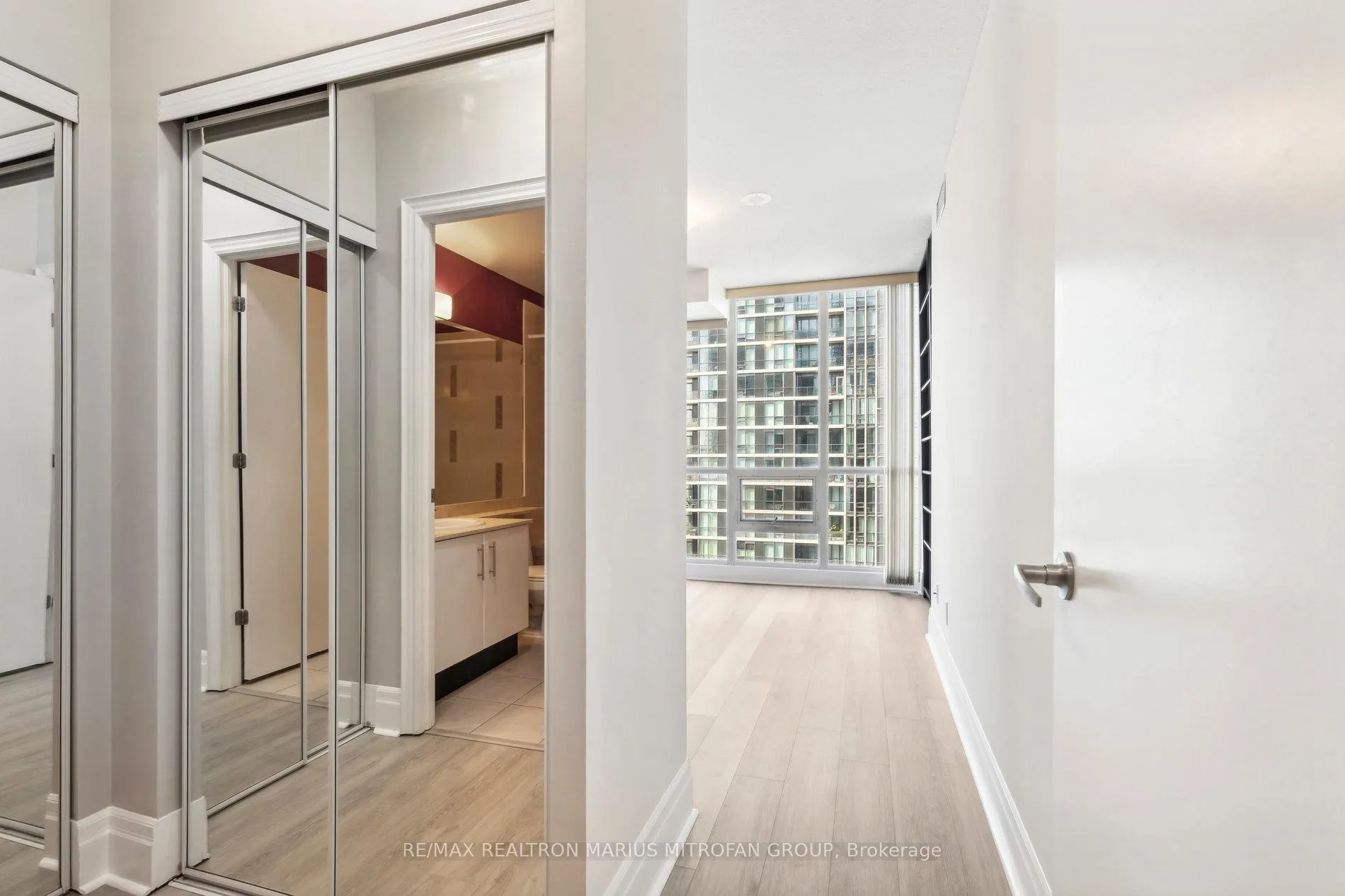 Photo 9 of Unit 3808, 16 Yonge Street, Toronto, Waterfront Communities — HOMEH