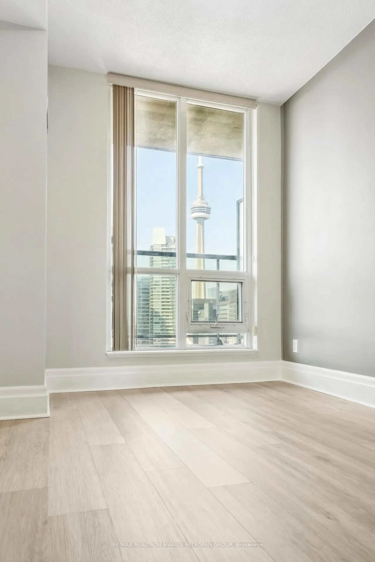 Photo 12 of Unit 3808, 16 Yonge Street, Toronto, Waterfront Communities — HOMEH