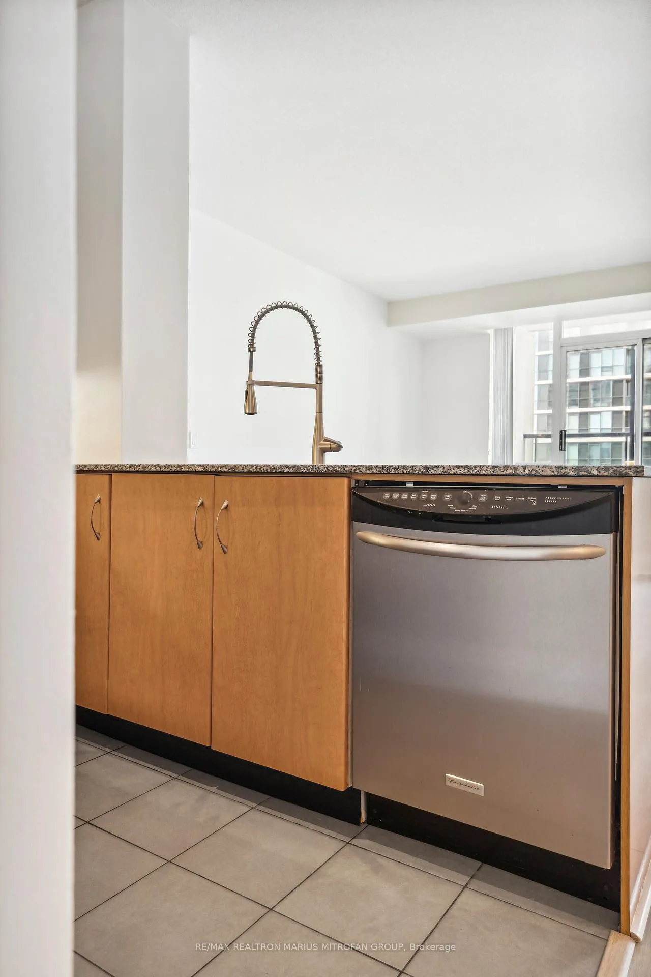 Photo 23 of Unit 3808, 16 Yonge Street, Toronto, Waterfront Communities — HOMEH
