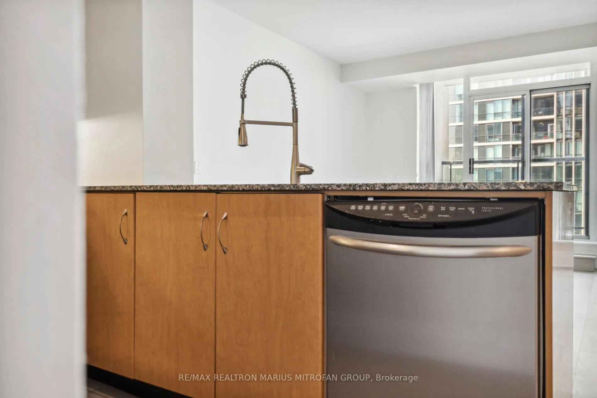 Photo 28 of Unit 3808, 16 Yonge Street, Toronto, Waterfront Communities — HOMEH