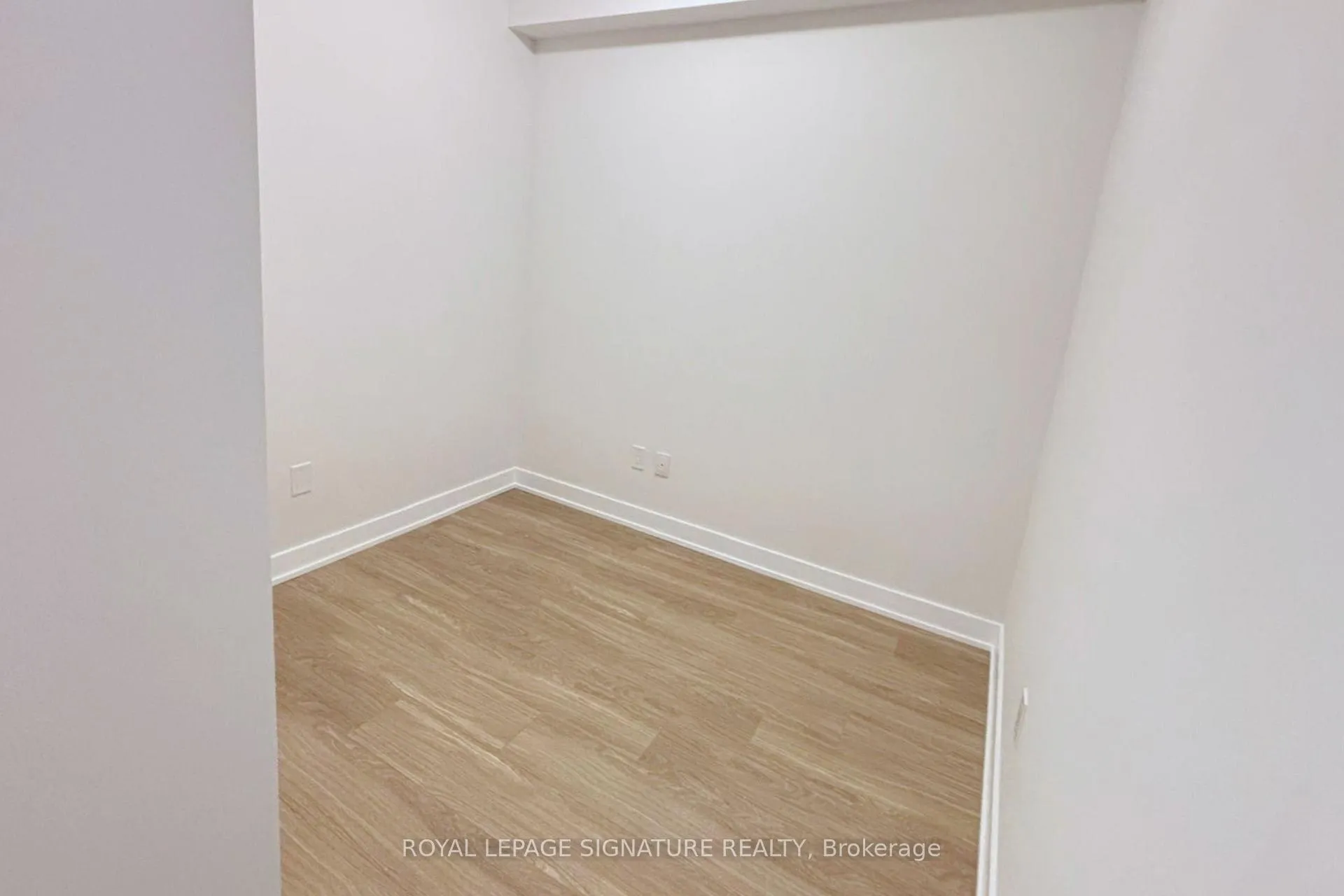 Photo 11 of Unit 815, 430 Square One Drive, Mississauga, City Centre — HOMEH