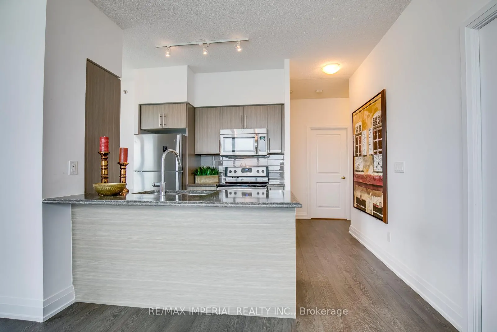 Photo 11 of Unit 711, 65 Speers Road, Oakville, Central — HOMEH