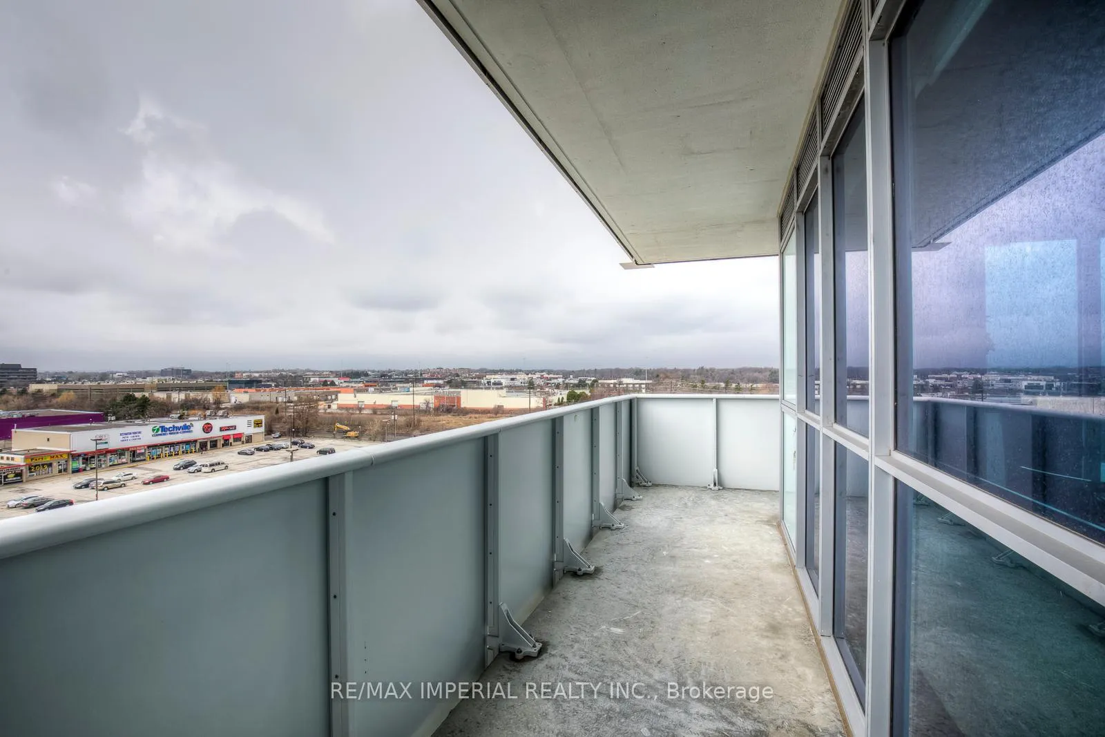 Photo 24 of Unit 711, 65 Speers Road, Oakville, Central — HOMEH