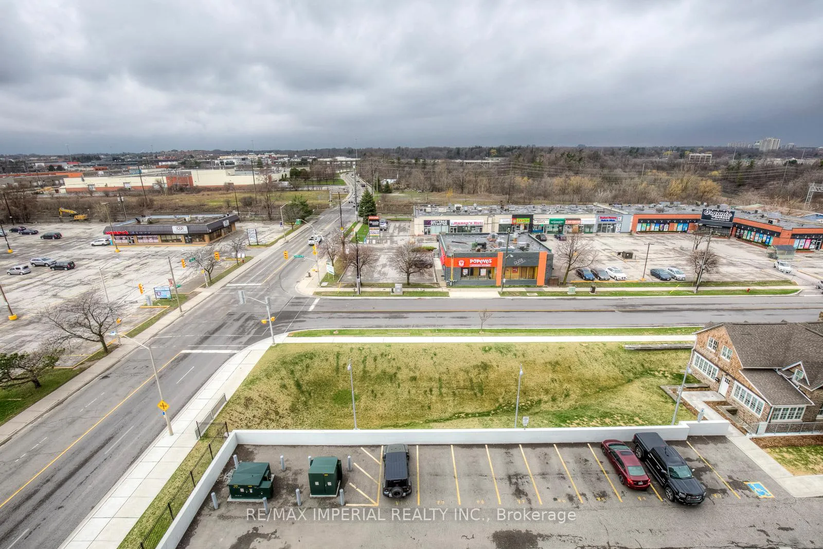 Photo 28 of Unit 711, 65 Speers Road, Oakville, Central — HOMEH