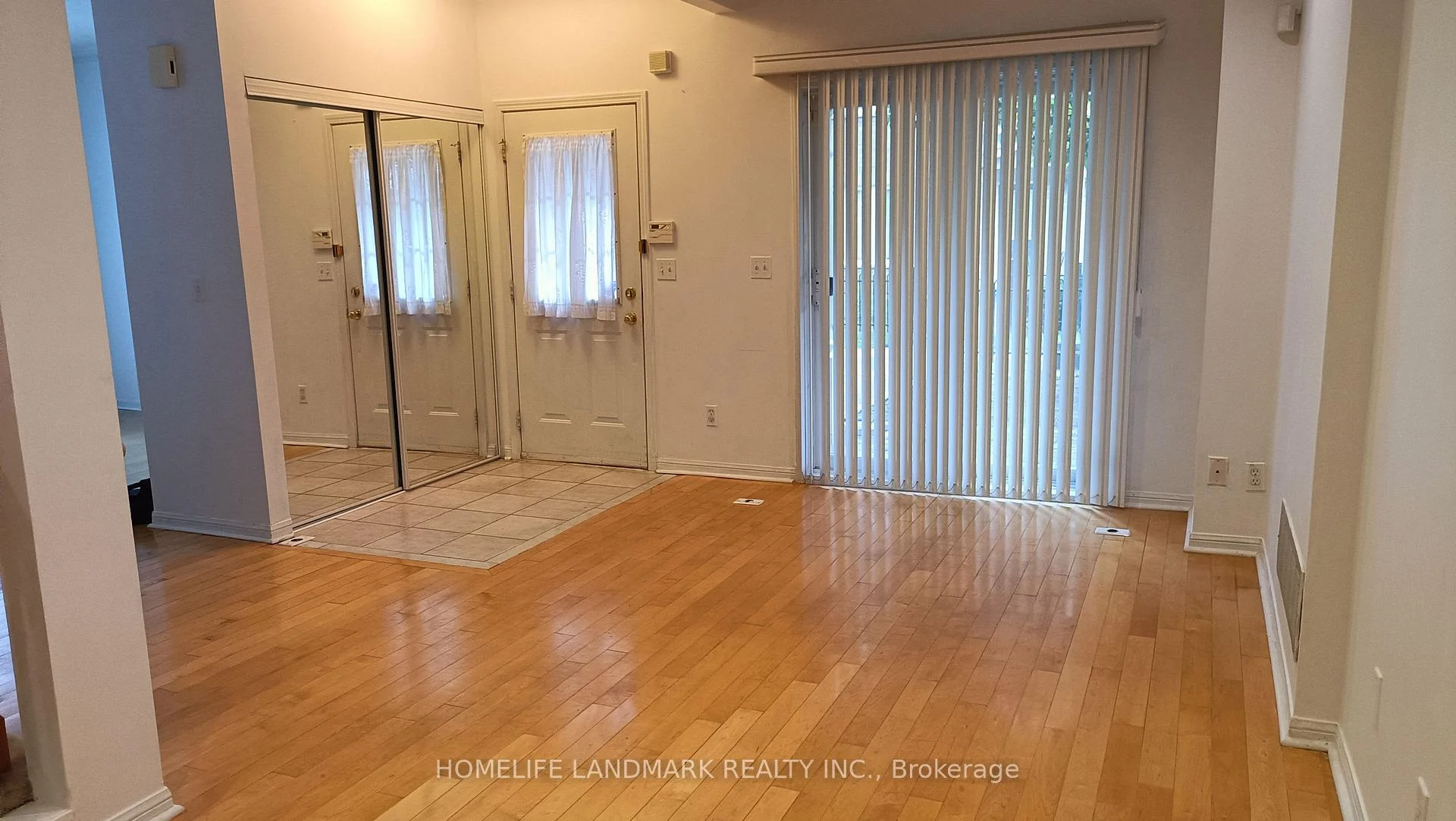 Photo 21 of Unit 13A, 18 St. Moritz Way, Markham, Unionville — HOMEH