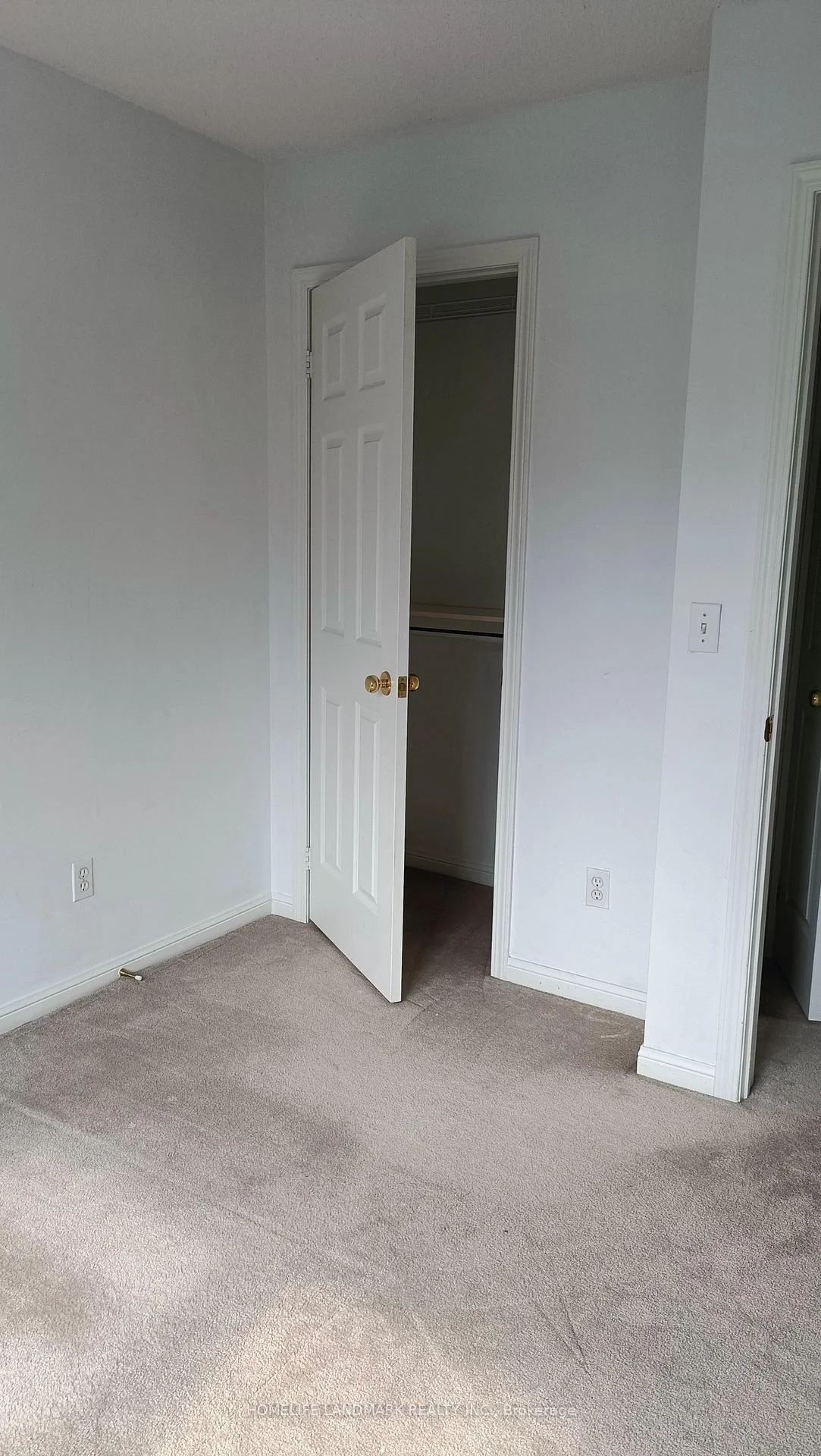 Photo 33 of Unit 13A, 18 St. Moritz Way, Markham, Unionville — HOMEH