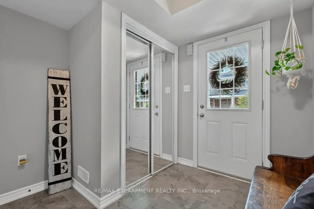 Photo 5 of Unit 37, 54 Nisbet Boulevard, Hamilton, Waterdown — HOMEH