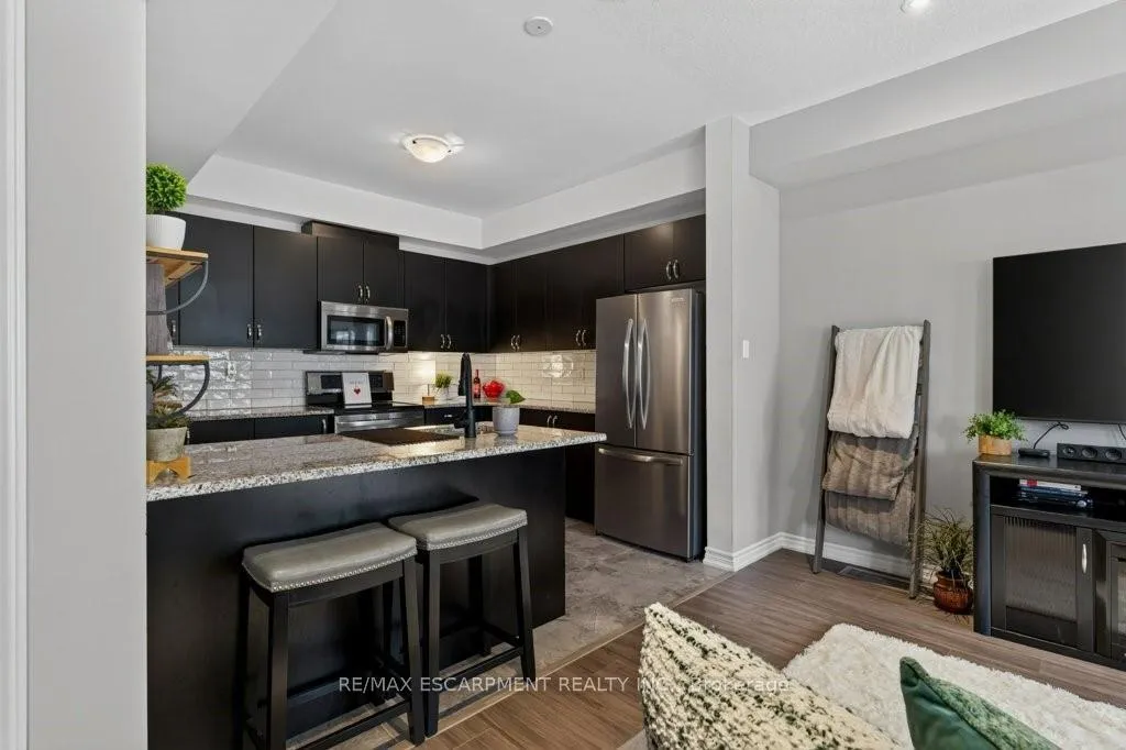 Photo 17 of Unit 37, 54 Nisbet Boulevard, Hamilton, Waterdown — HOMEH